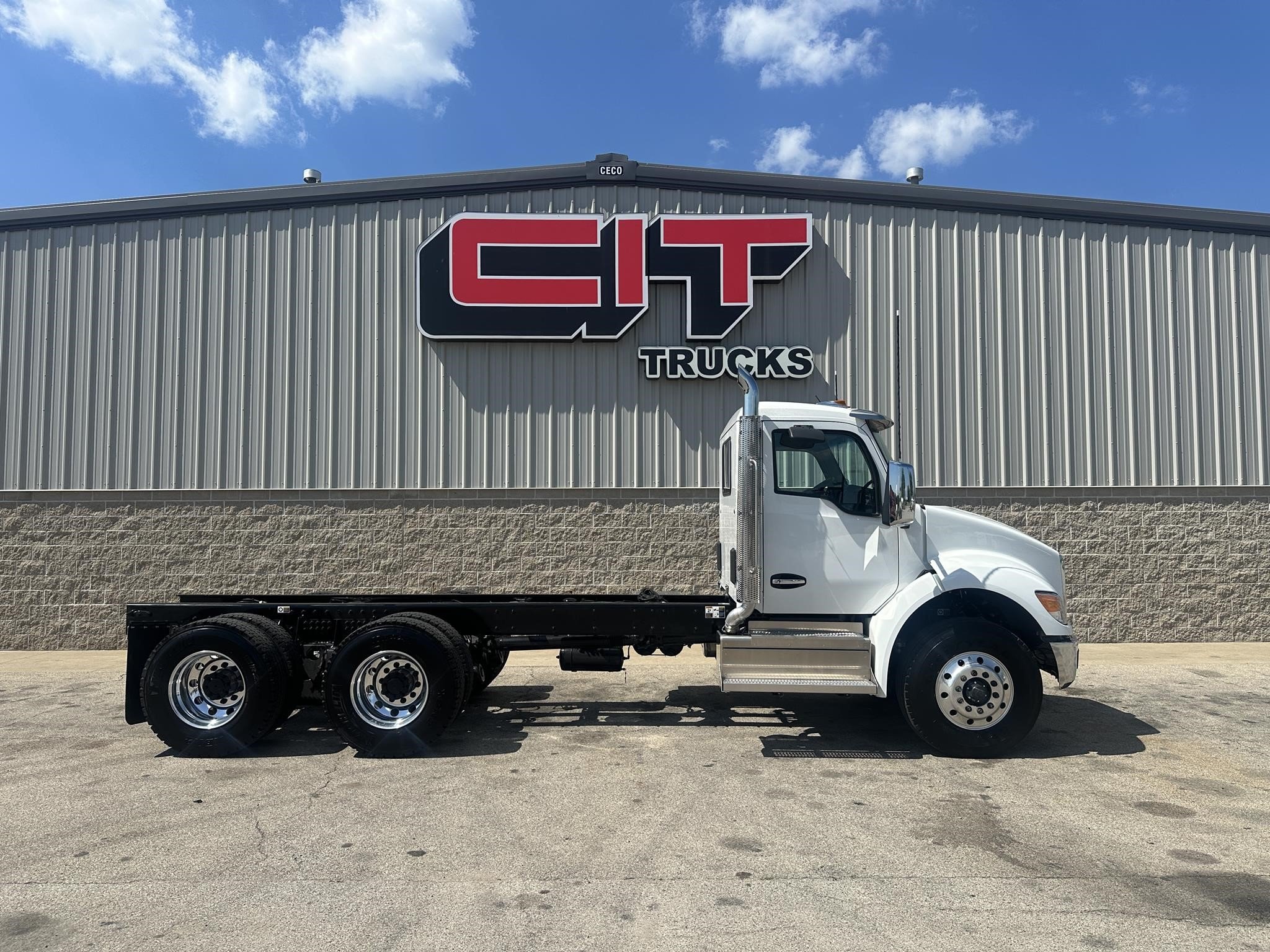 2026 Kenworth T480 - image 4