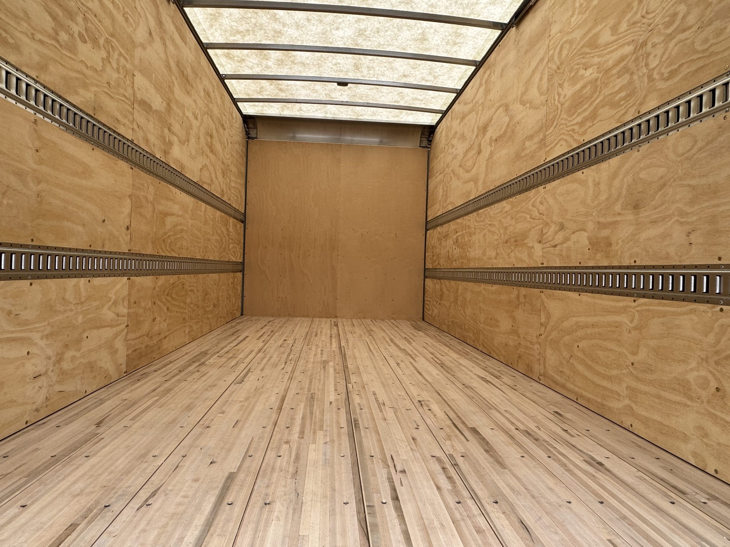 2026 ISUZU NPR HD - image 6 of 6