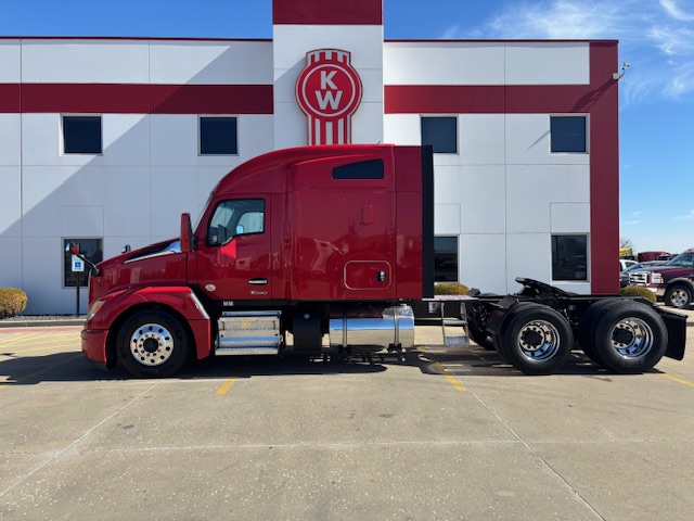 2022 KENWORTH T680 2022 KENWORTH T680 - image 3 of 6