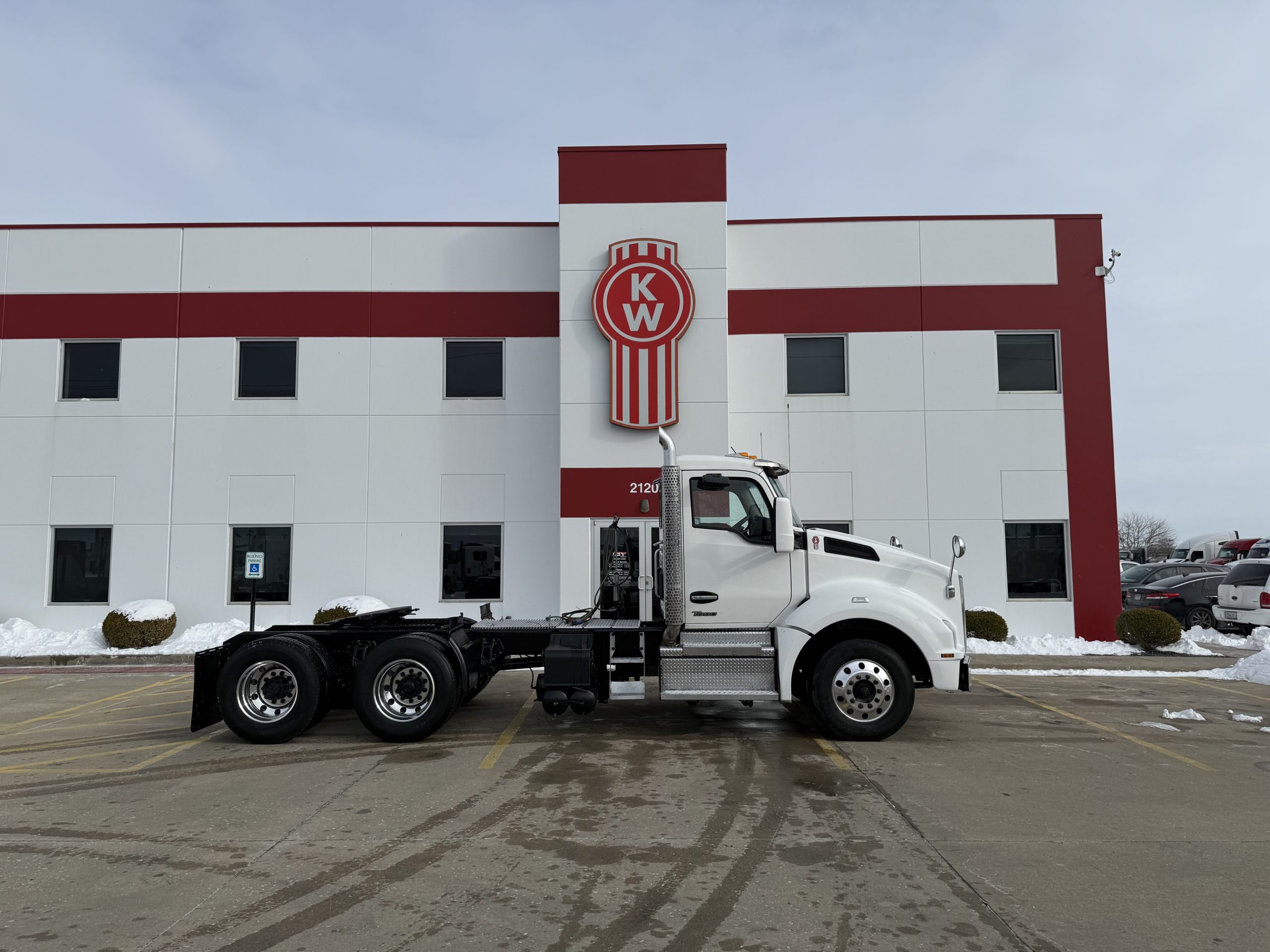 2022 KENWORTH T880 - image 4 of 6