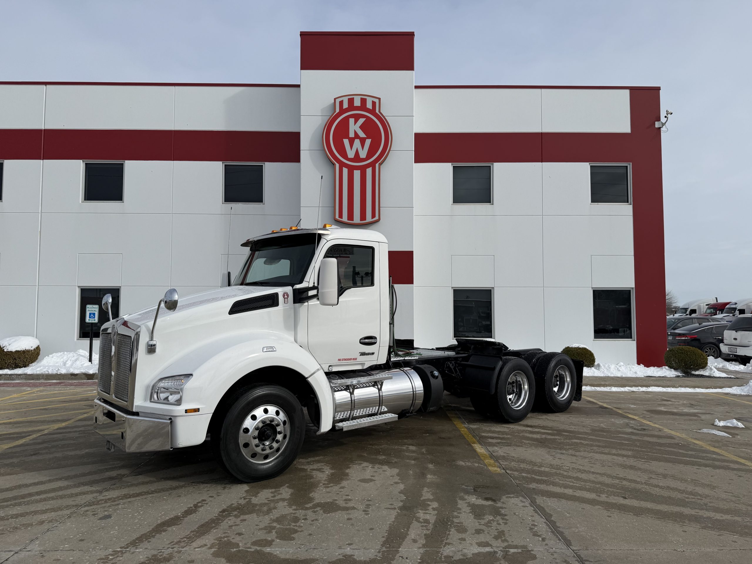 2022 KENWORTH T880 - image 1 of 6