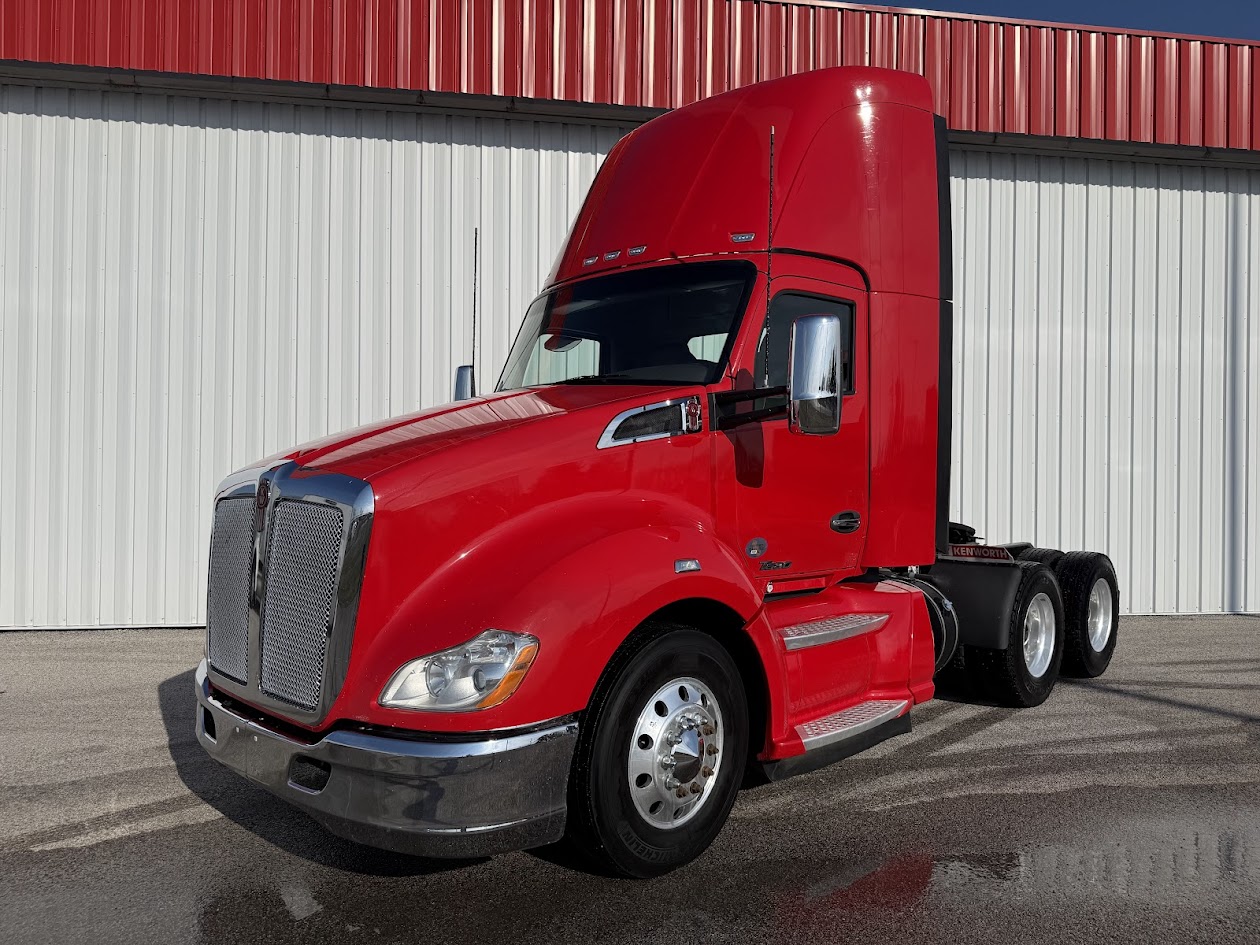 2018 KENWORTH T680 - image 1 of 6