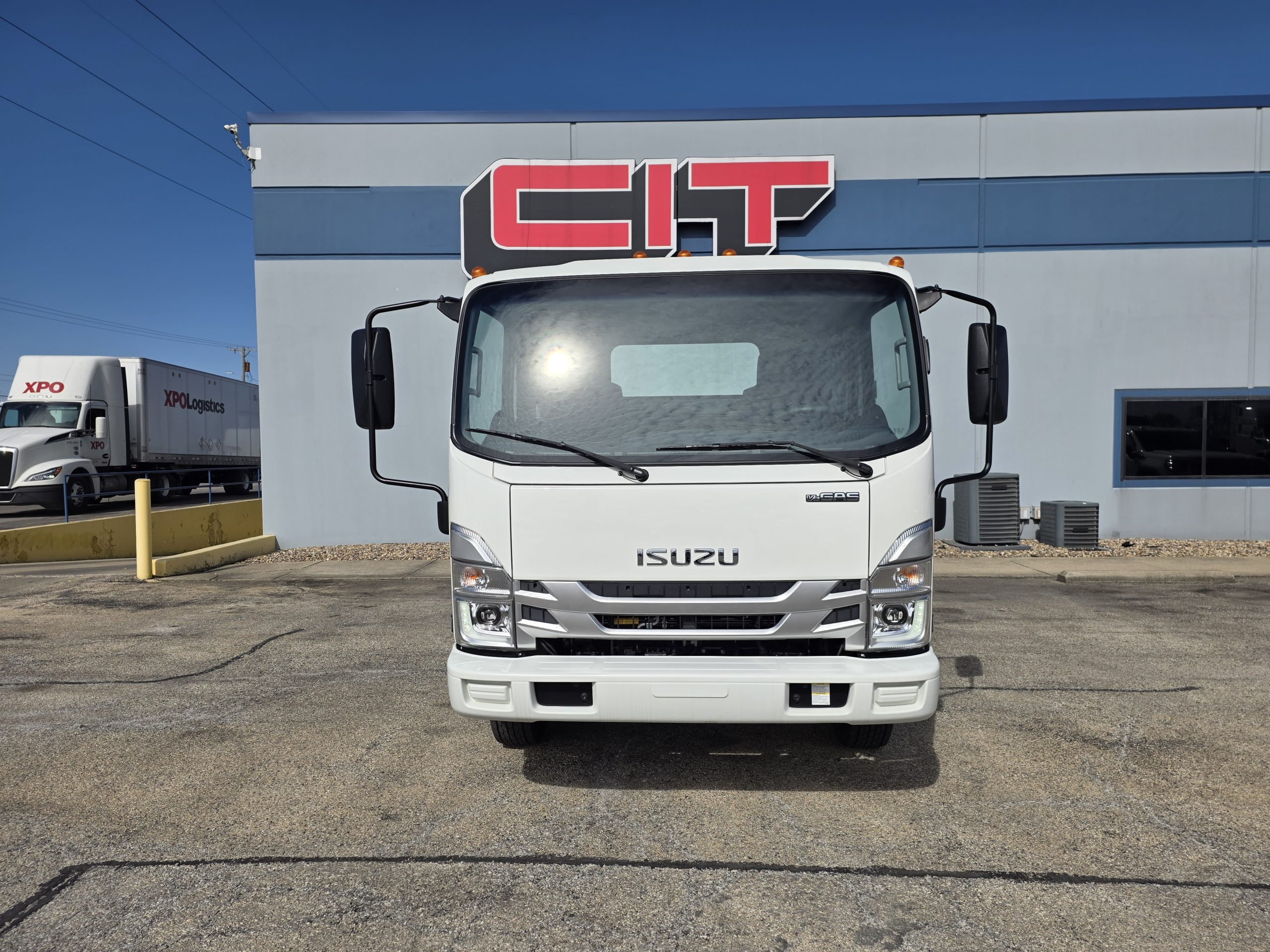 2026 Isuzu - image 2