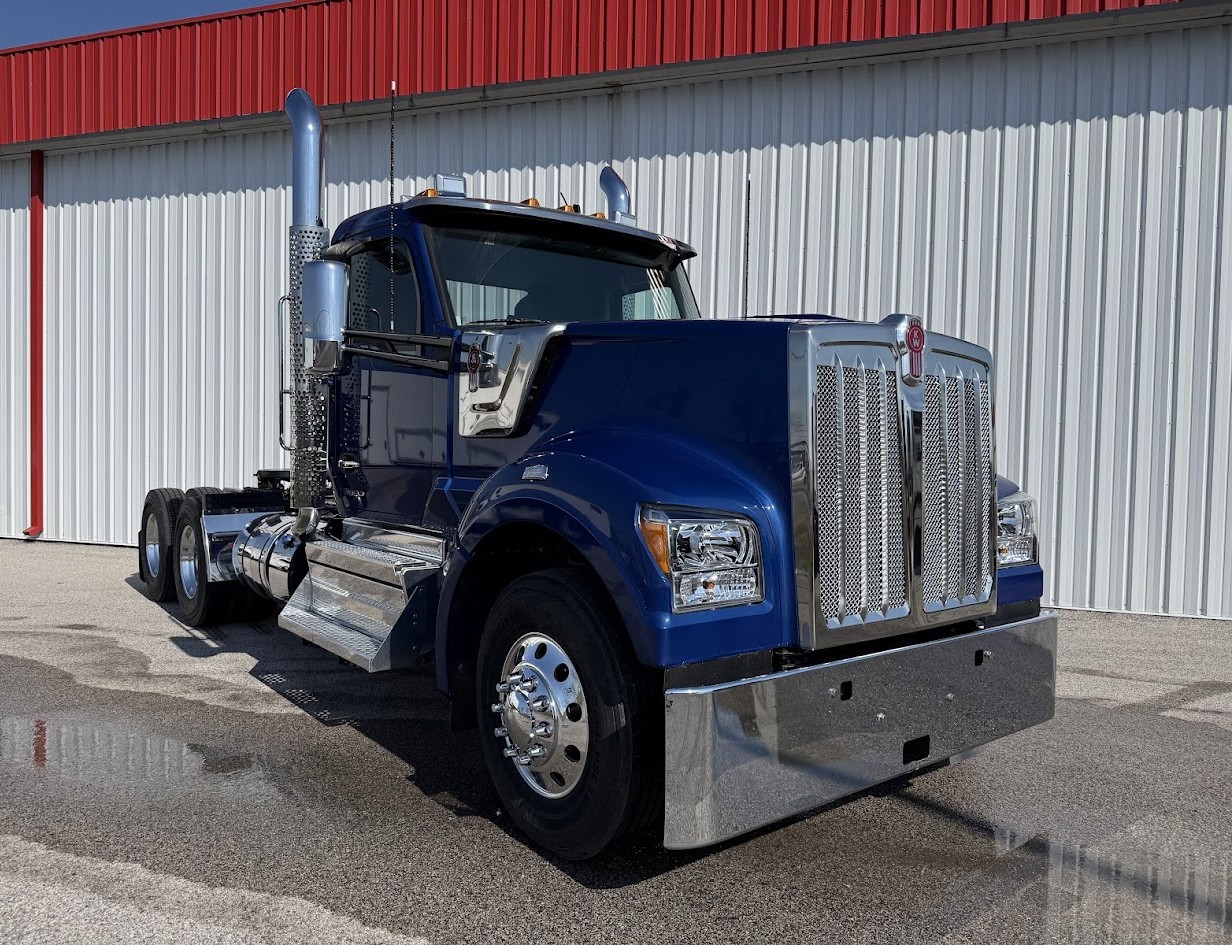 2027 KENWORTH W990 - image 3 of 6