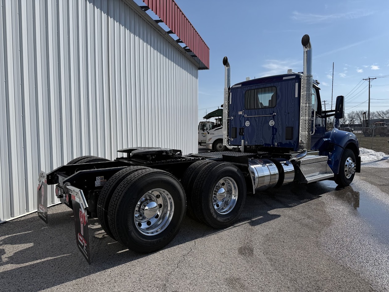 2027 KENWORTH W990 - image 4 of 6