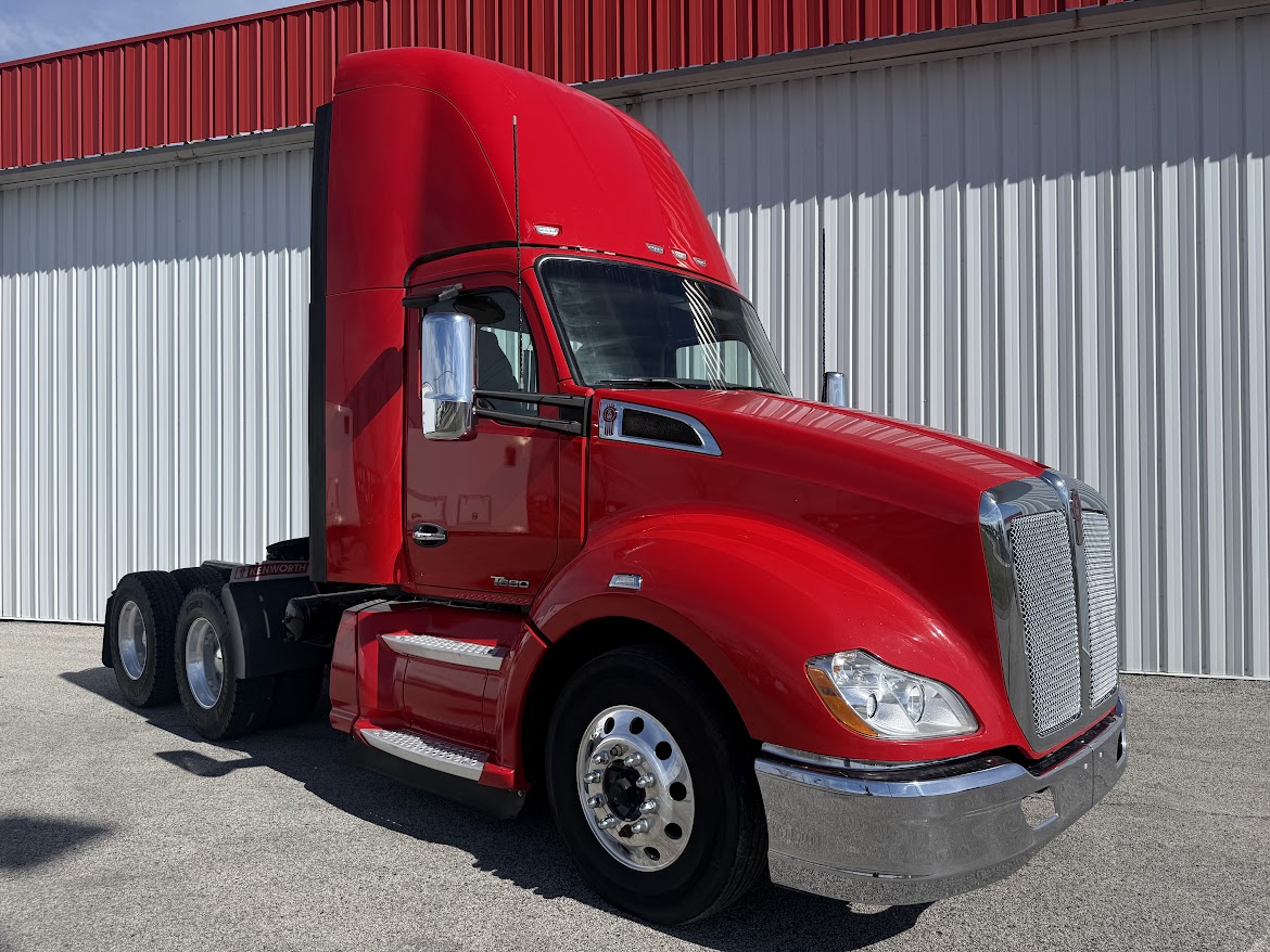 2018 KENWORTH T680 - image 4 of 6