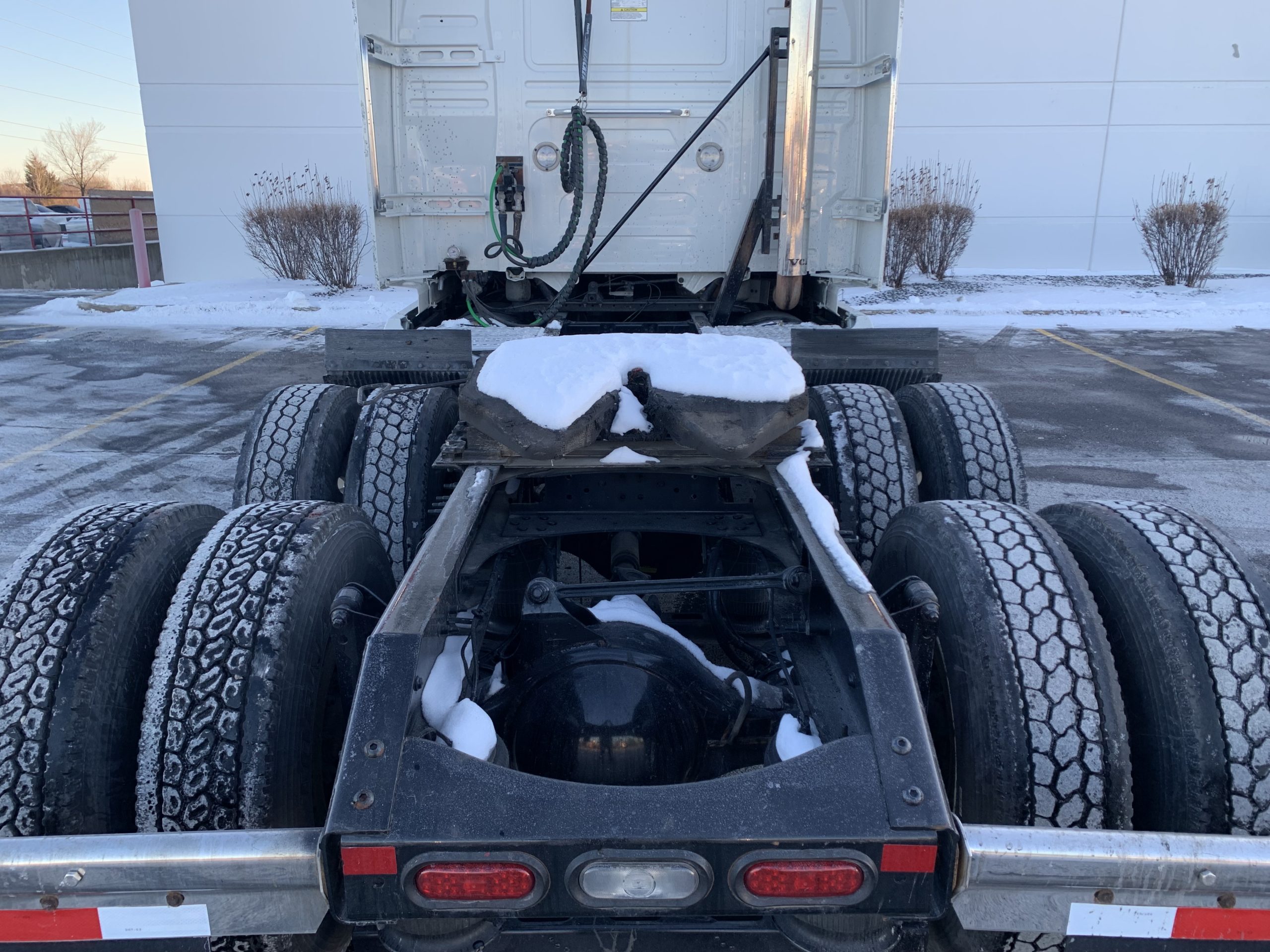 2022 VOLVO VNL760 - image 6 of 6