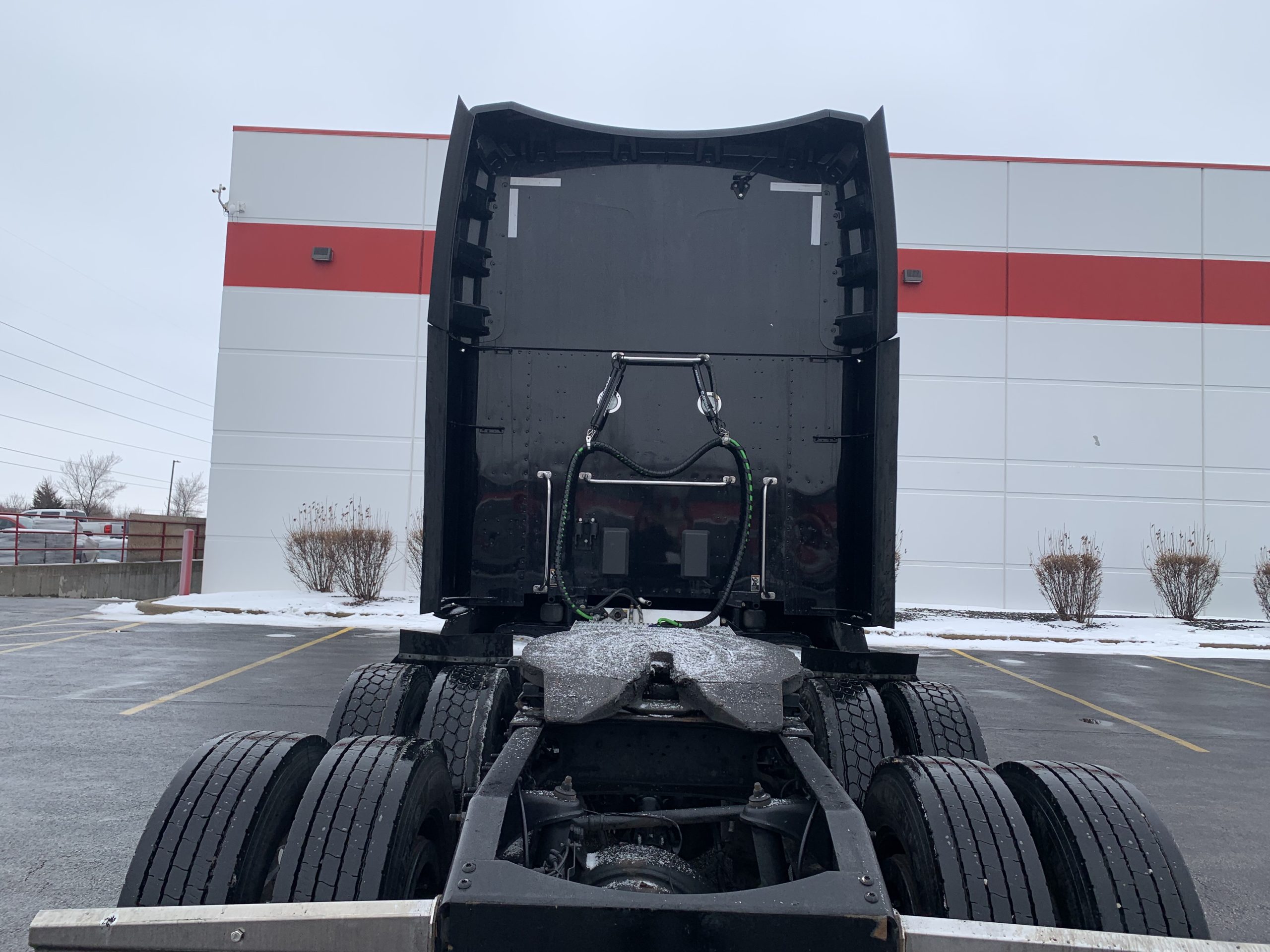 2023 PETERBILT 579 - image 6 of 6