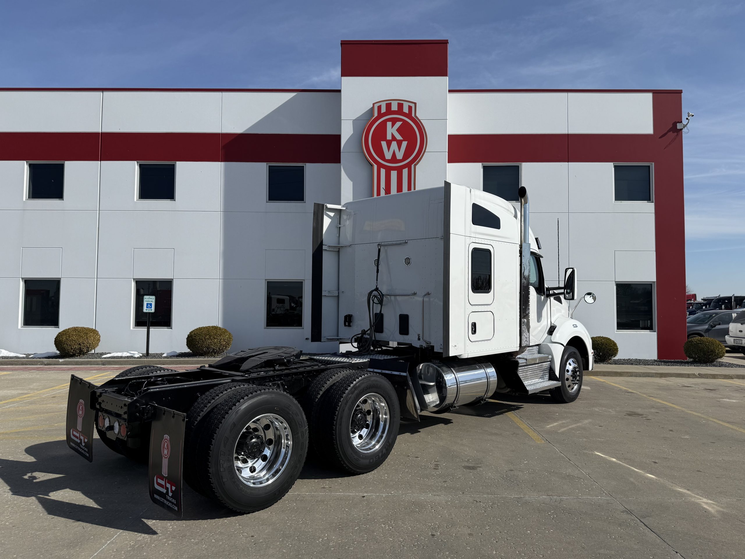 2023 KENWORTH T880 - image 5 of 6