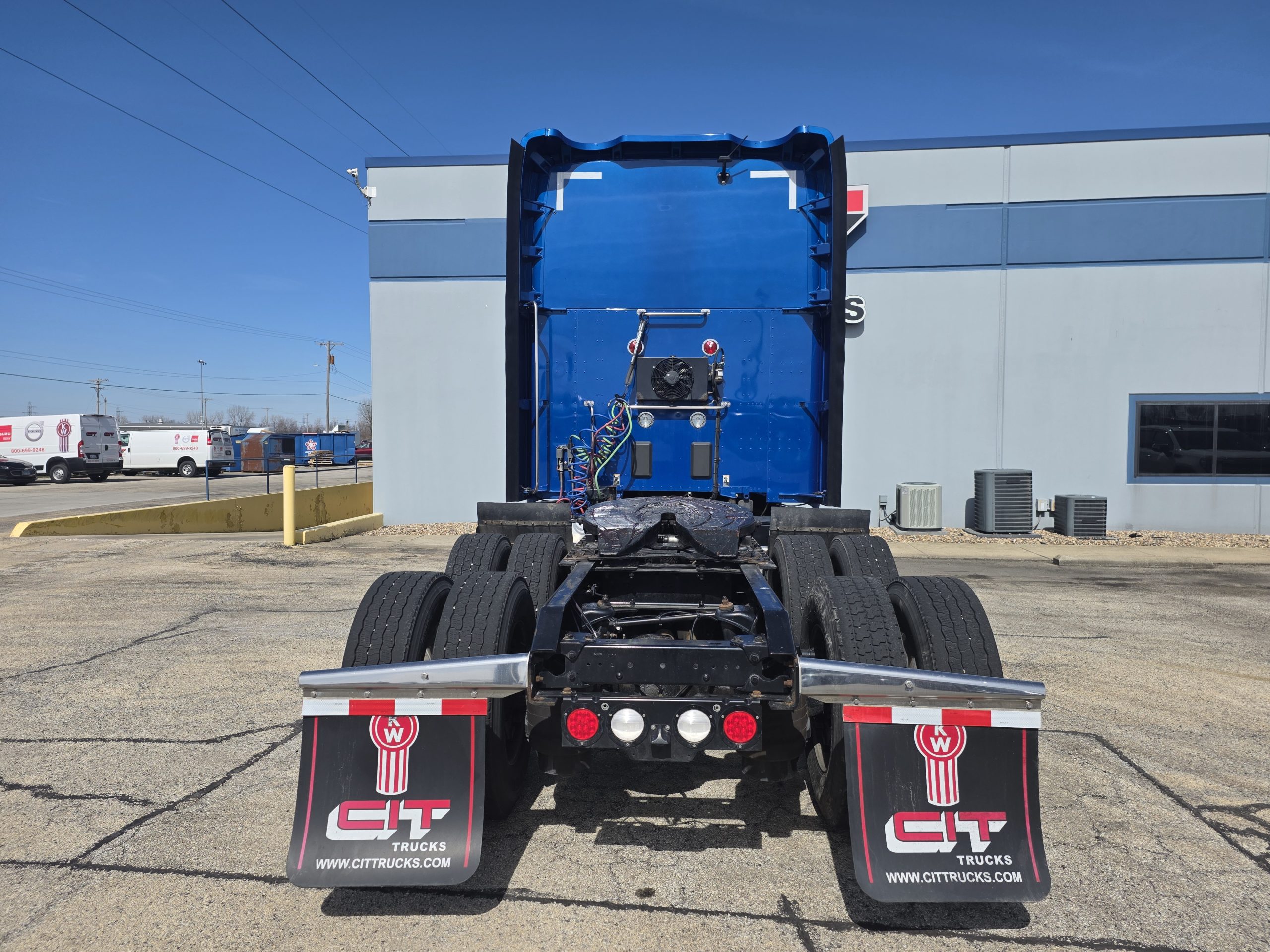 2019 Kenworth T680 - image 6
