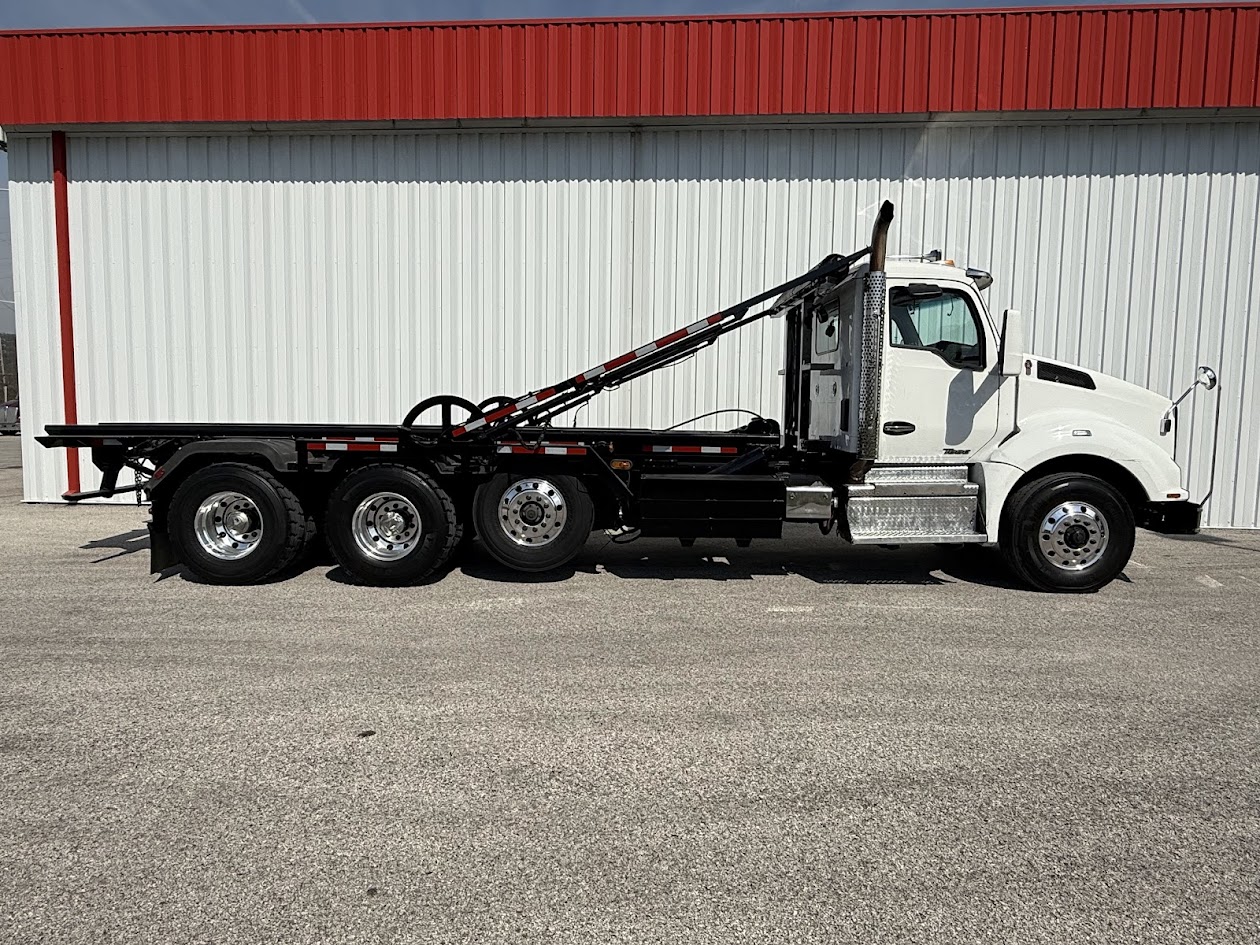 2020 Kenworth T880 - image 3