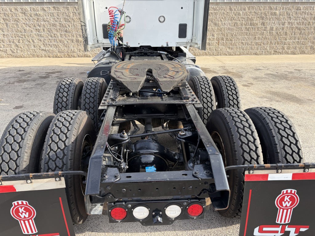 2021 KENWORTH T680 - image 6 of 6