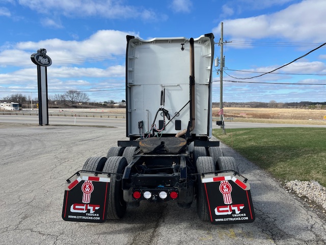 2022 KENWORTH T680 - image 5 of 6