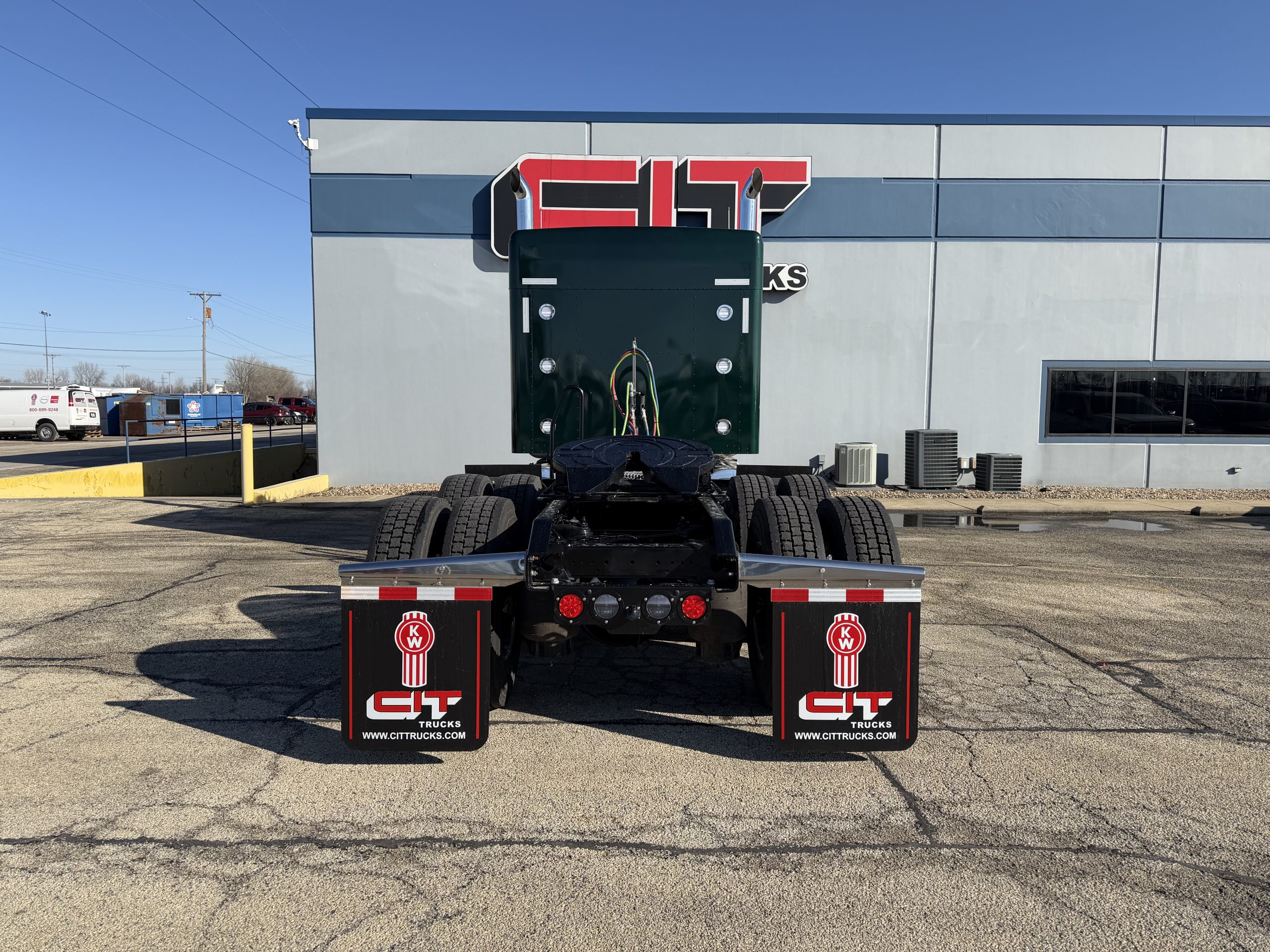 2027 KENWORTH W900L - image 5 of 6