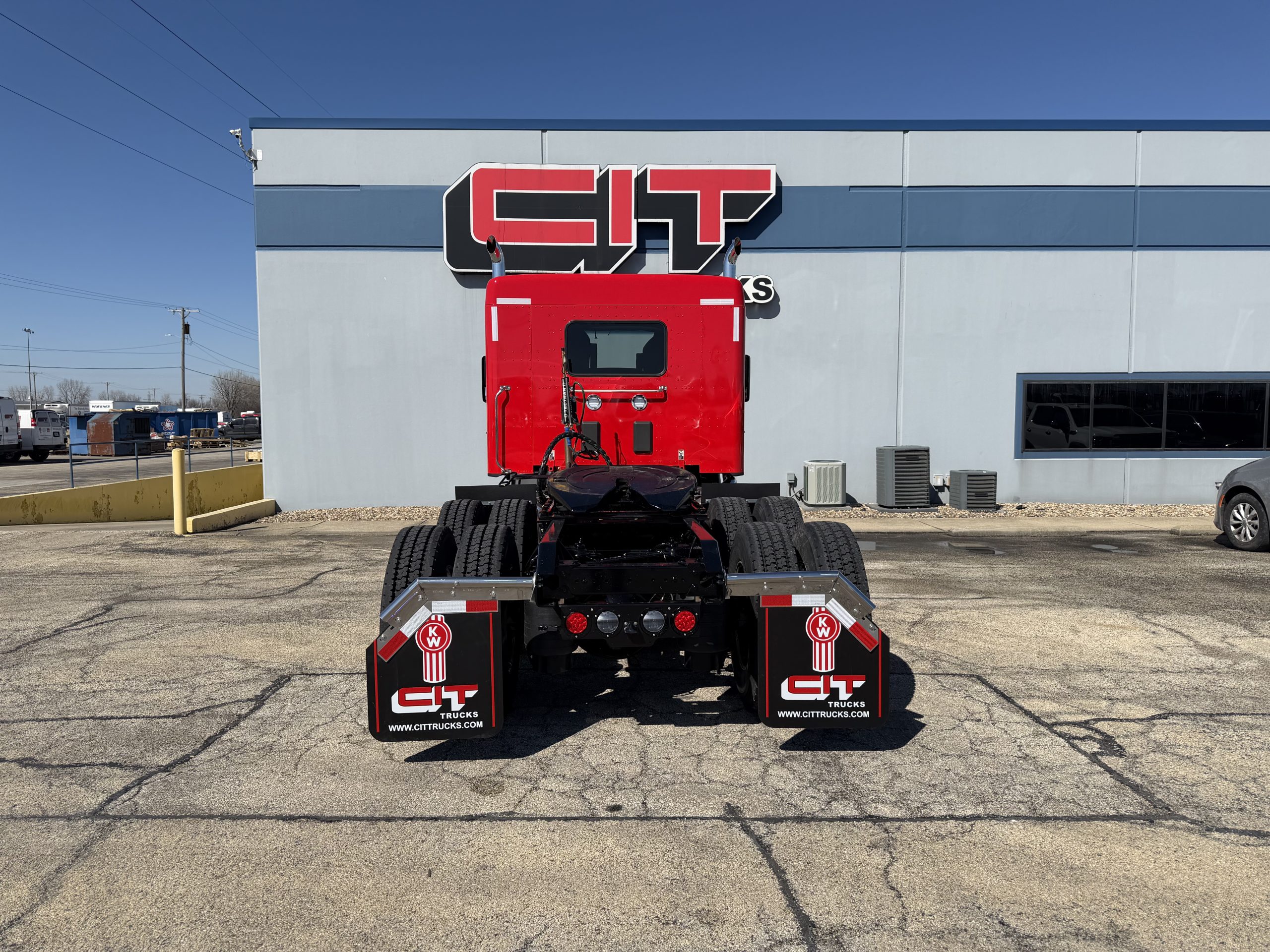 2027 Kenworth T680 - image 6