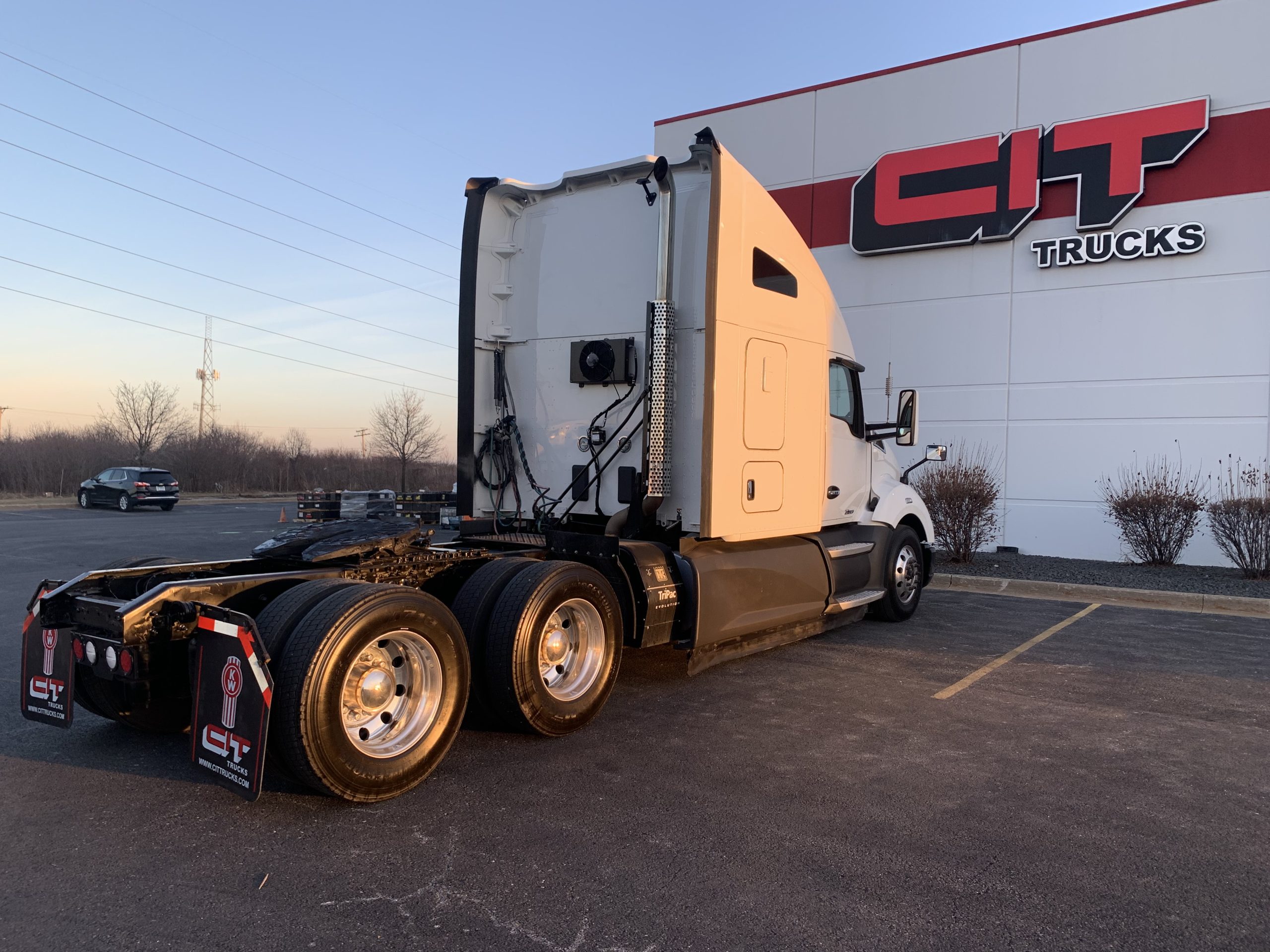 2022 Kenworth T680 - image 5