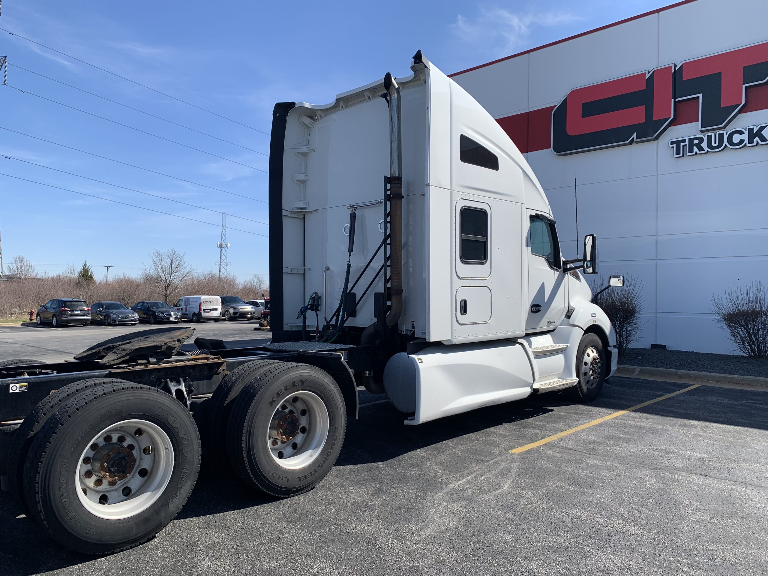 2022 Kenworth T680 - image 5