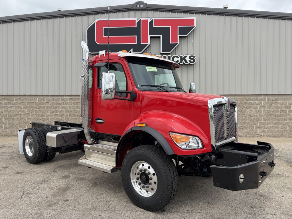 2027 KENWORTH T480 - image 3 of 6