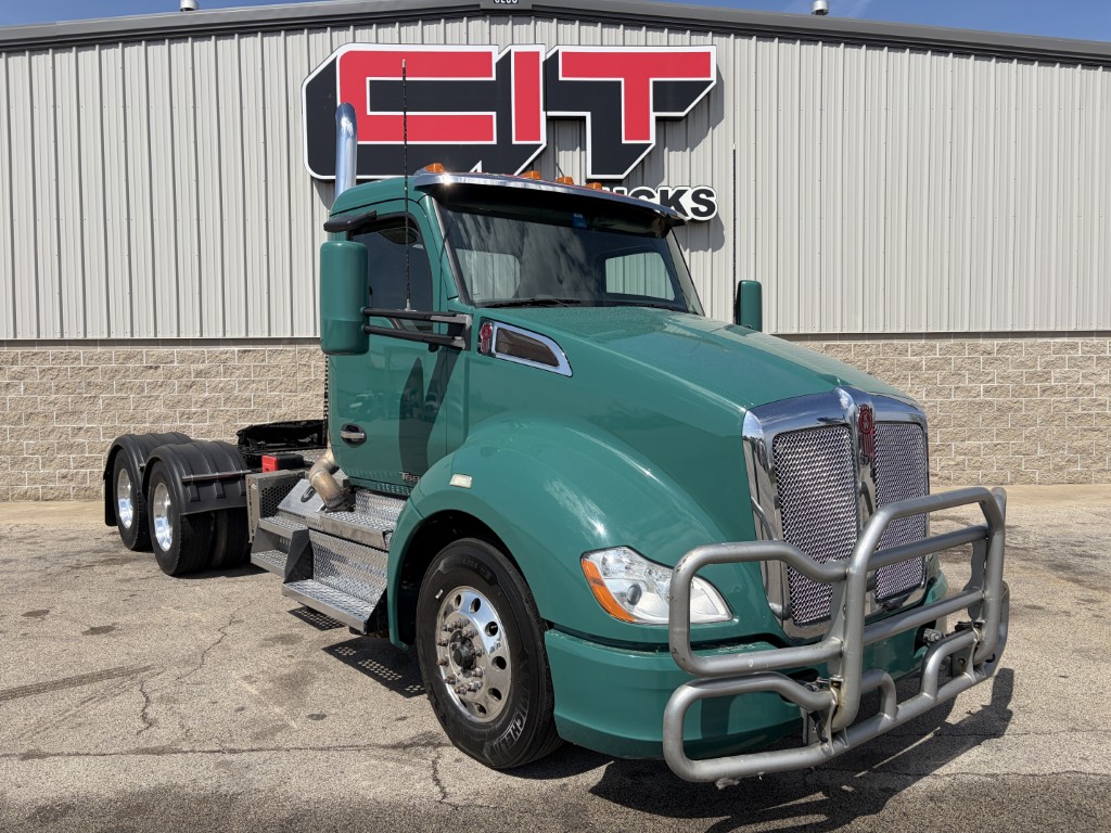 2018 KENWORTH T680 - image 3 of 6