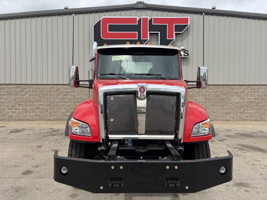 2027 KENWORTH T480 - image 2 of 6
