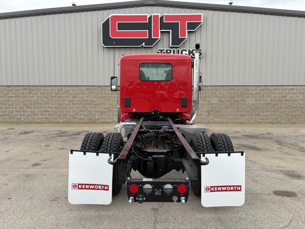 2027 KENWORTH T480 - image 5 of 6
