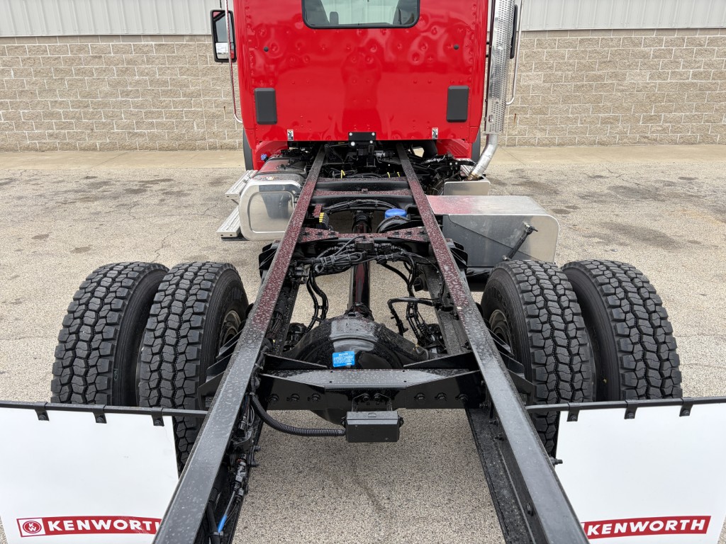 2027 KENWORTH T480 - image 6 of 6