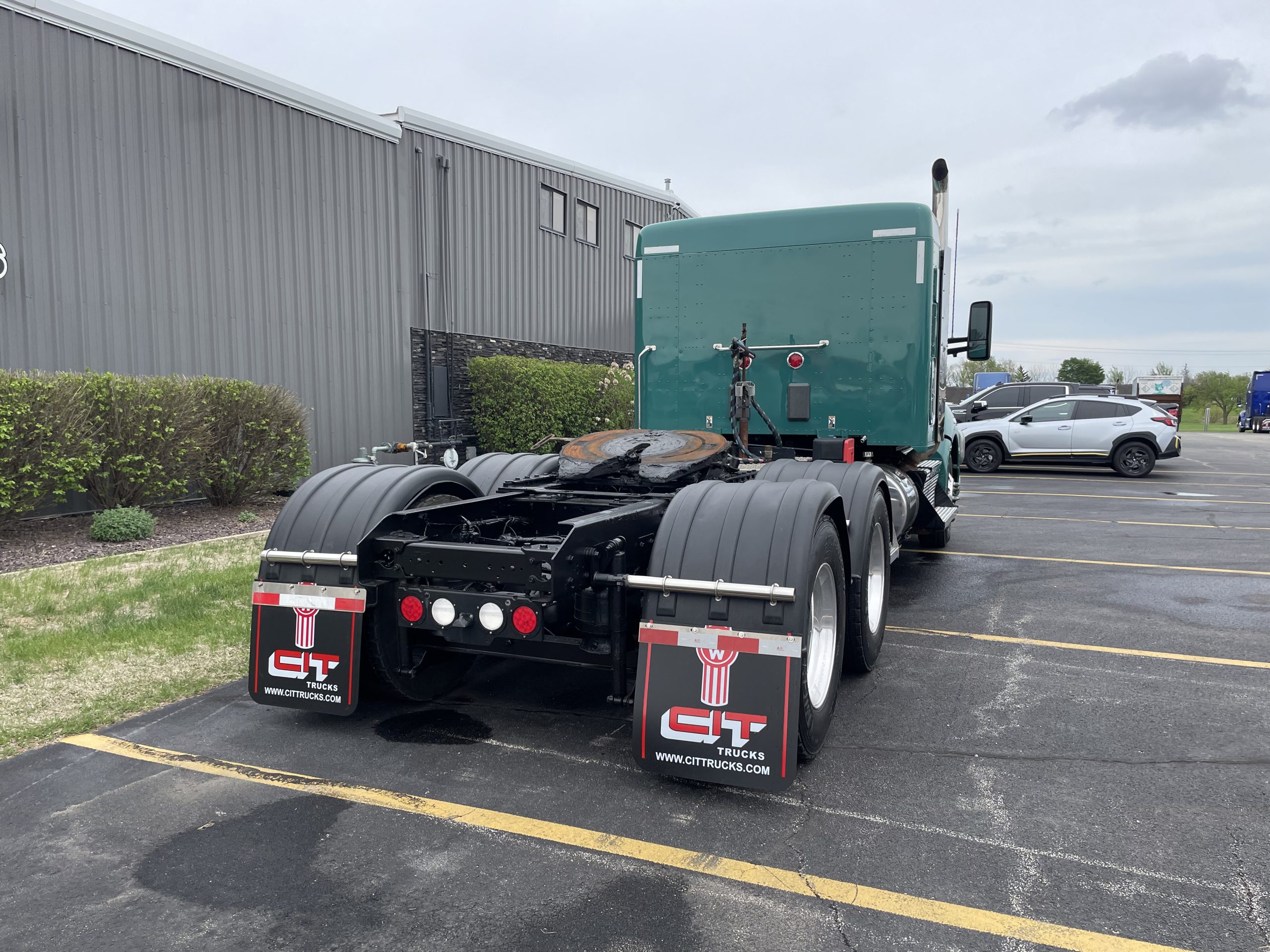 2018 KENWORTH T680 - image 5 of 6