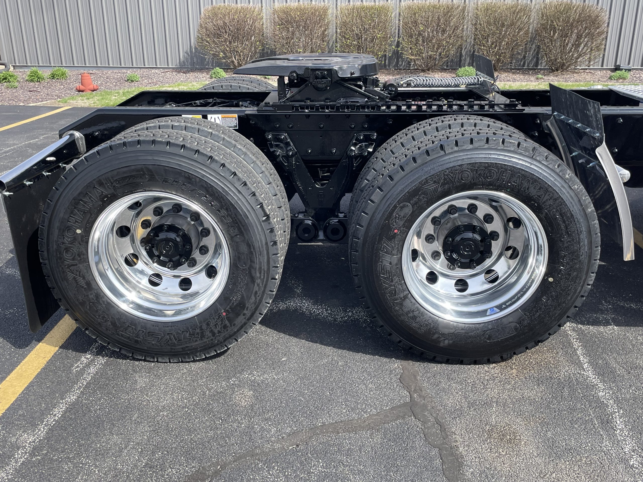 NEW 2027 KENWORTH T680 - image 5 of 6