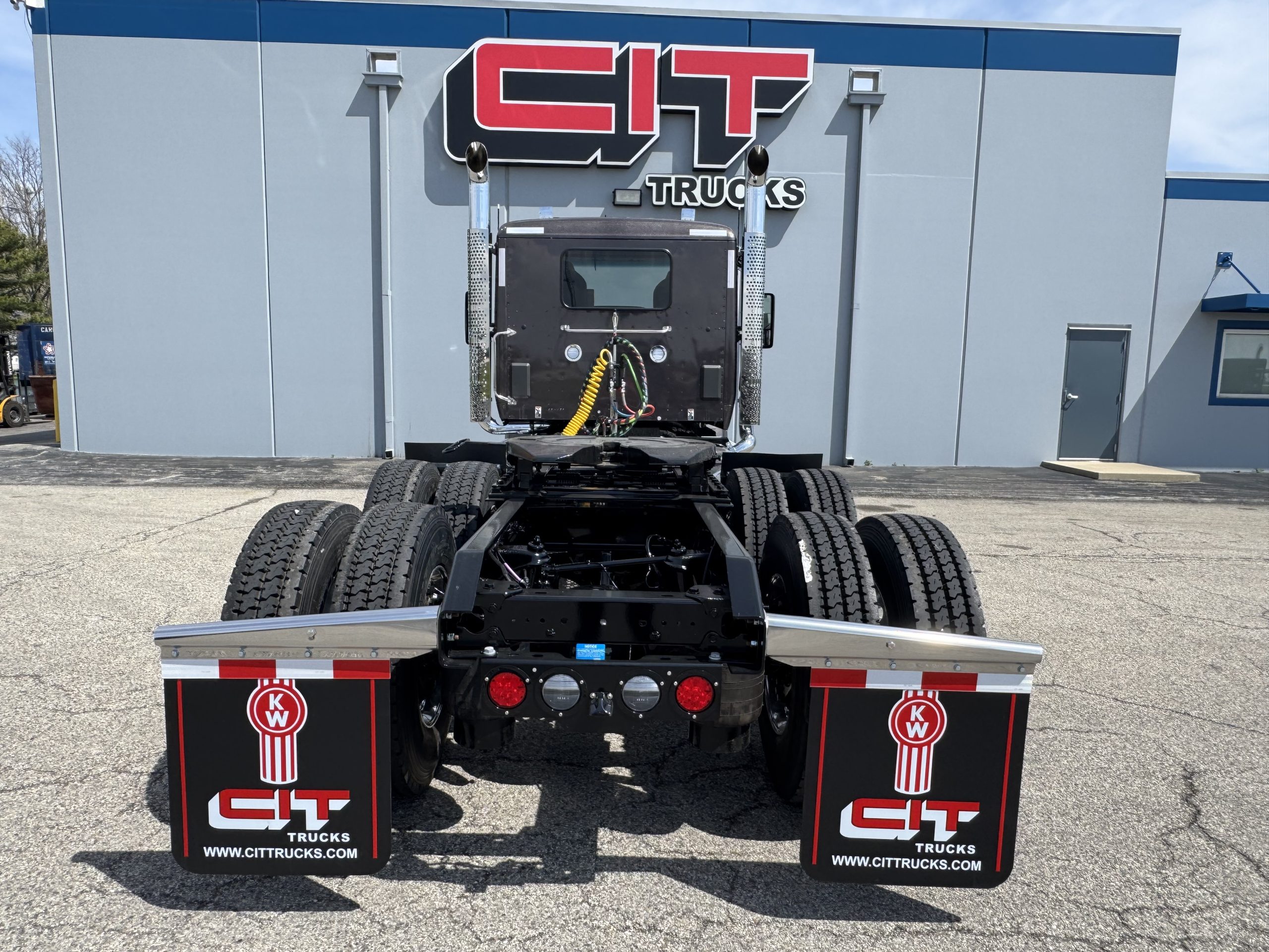 2027 KENWORTH W990 - image 6 of 6