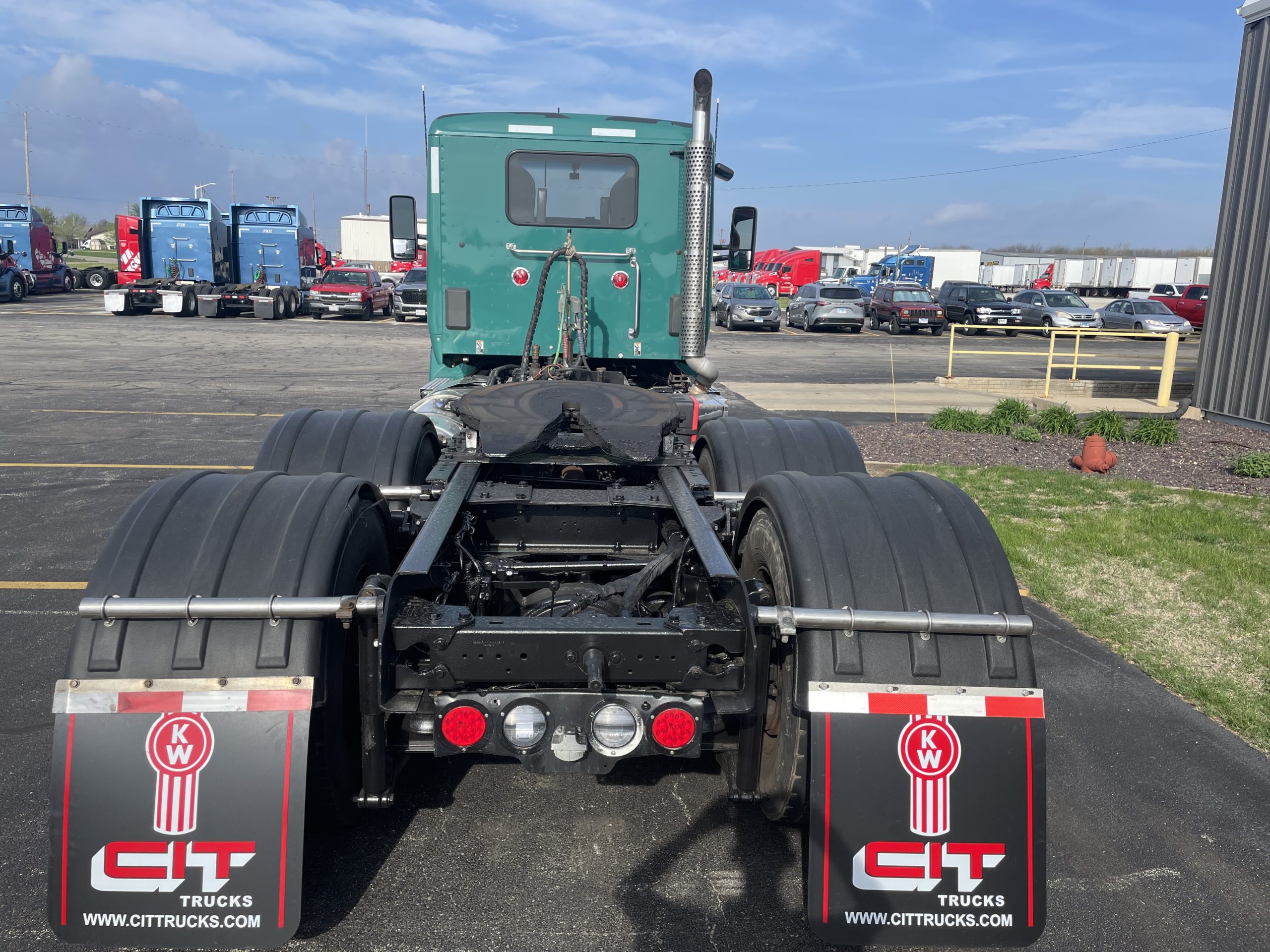 2019 KENWORTH T680 - image 6 of 6