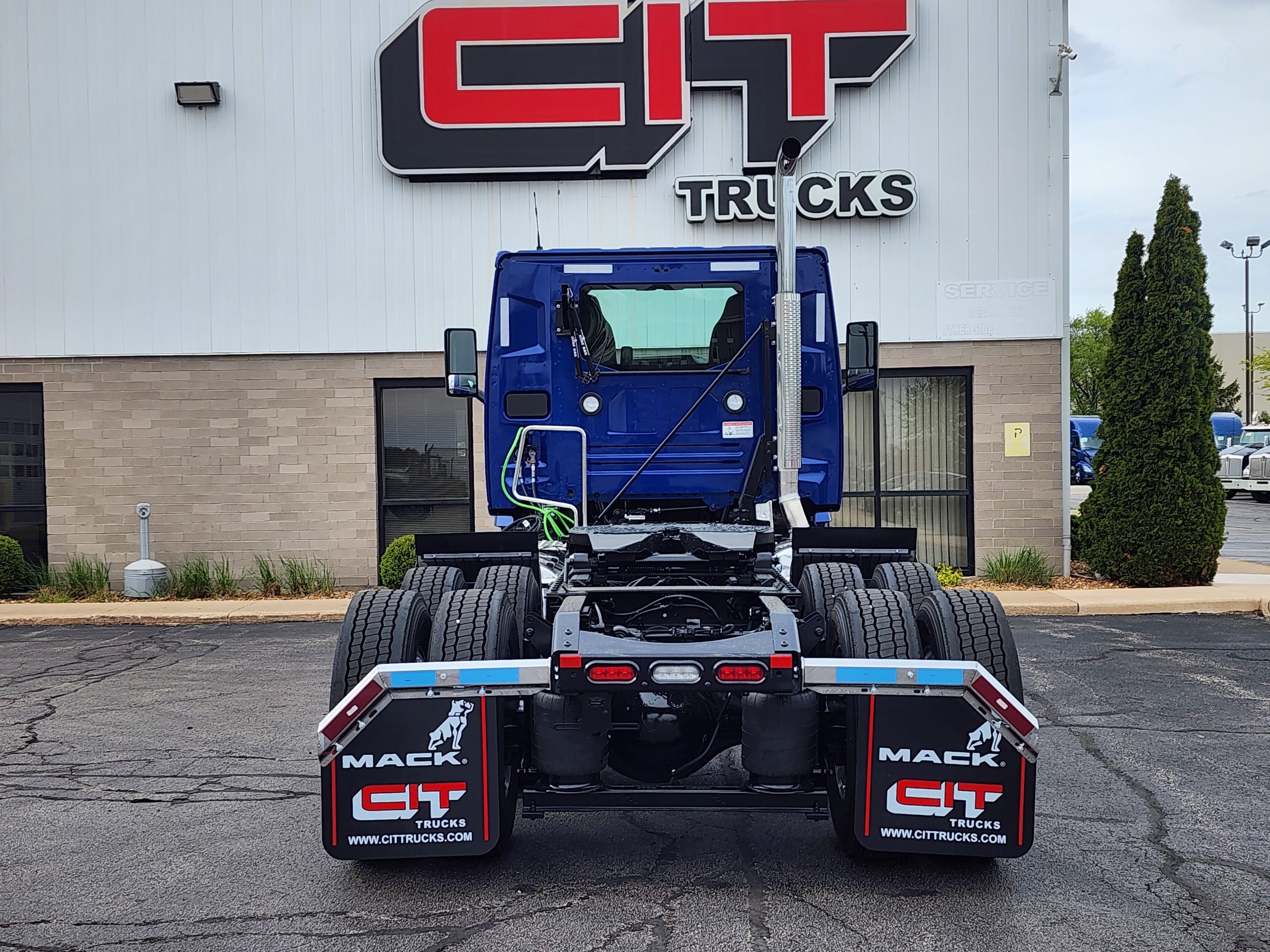 2027 MACK ANTHEM - image 6 of 6