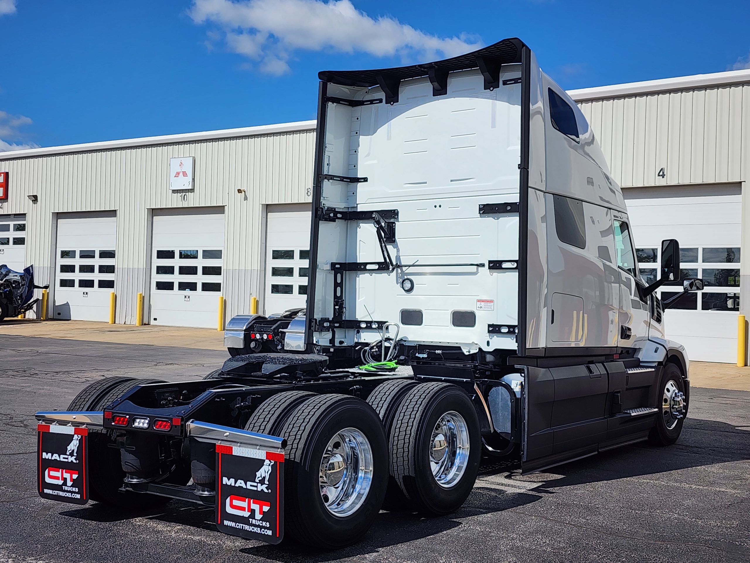 NEW 2027 MACK CXU - image 5 of 6