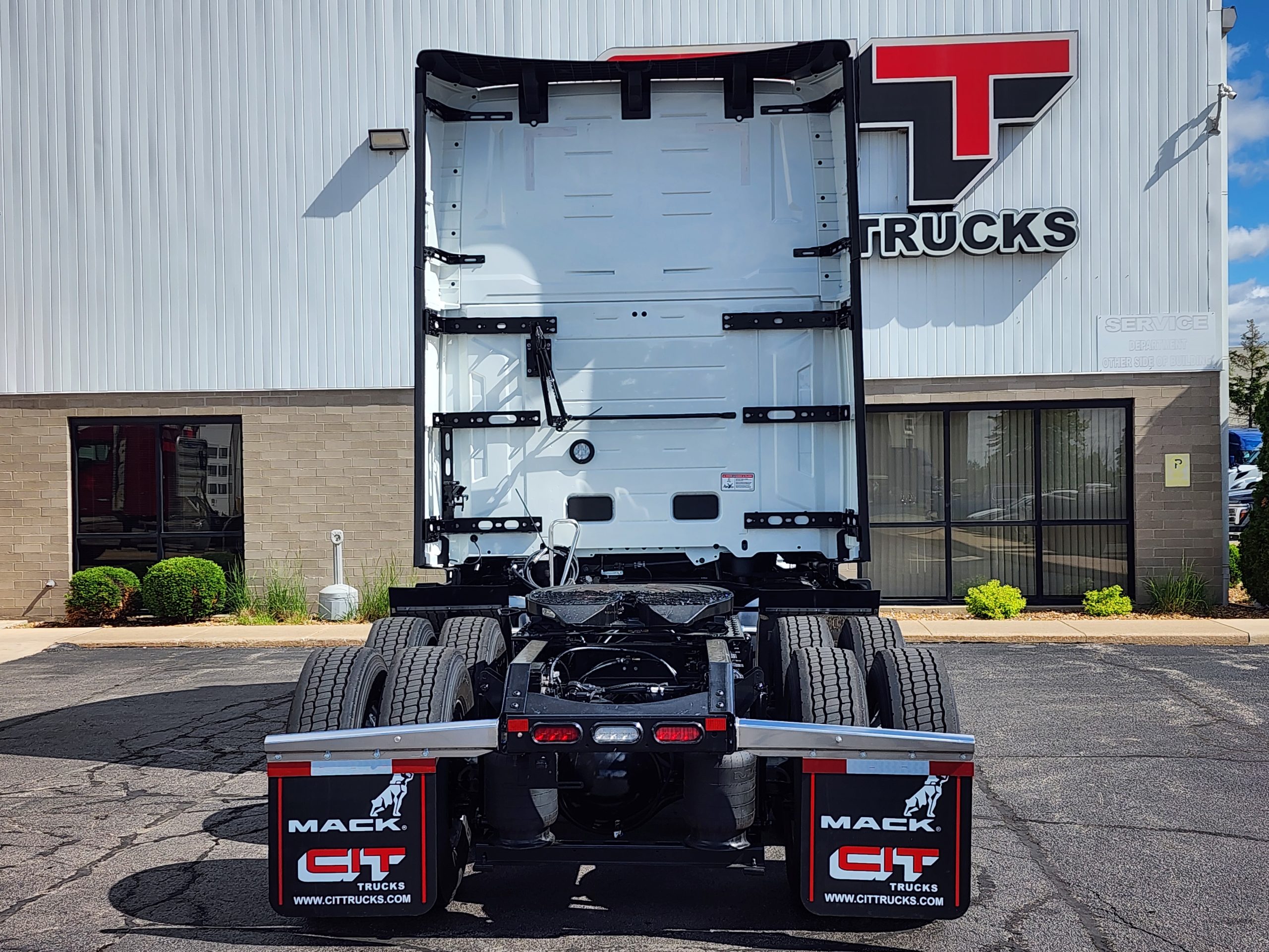 NEW 2027 MACK CXU - image 6 of 6