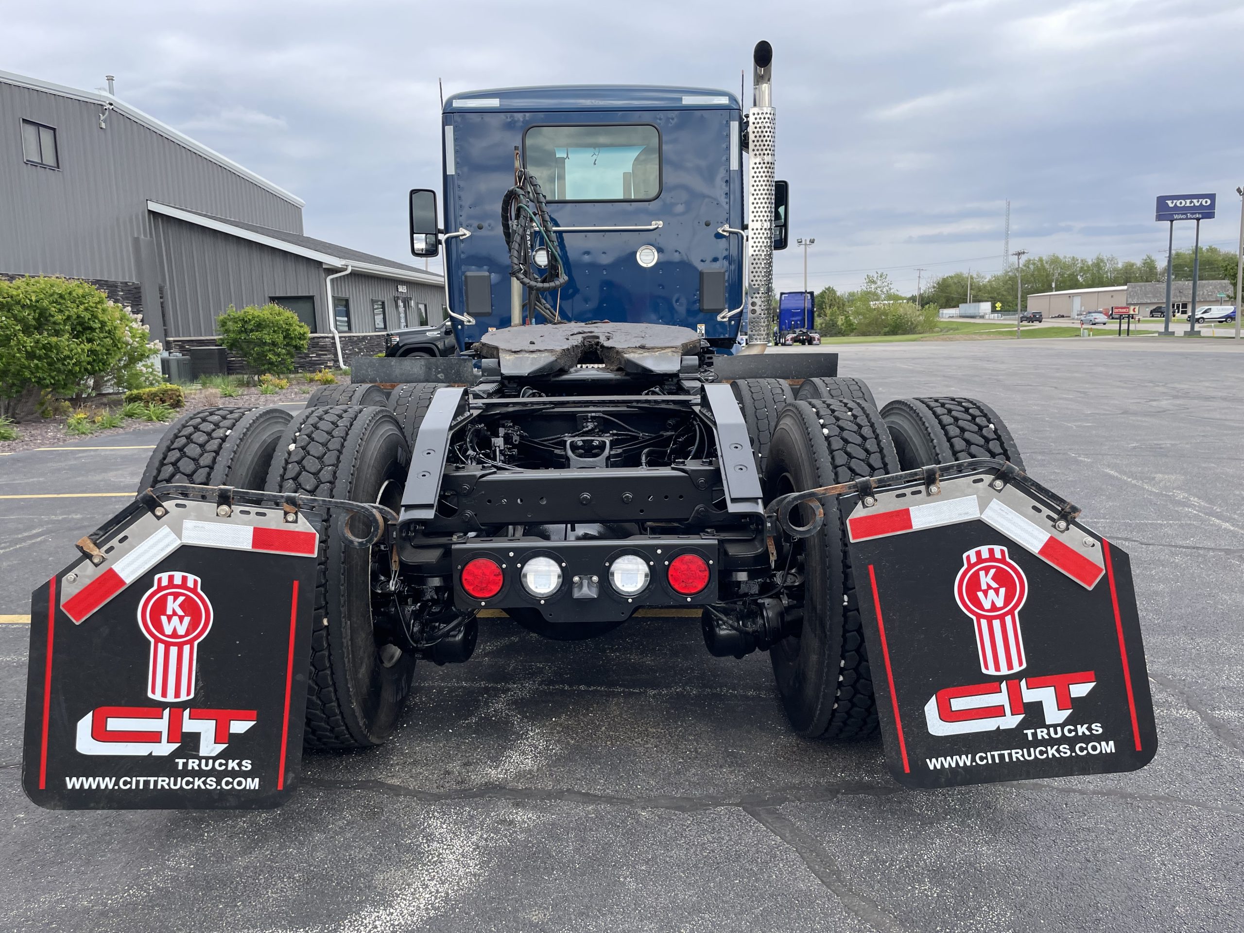 2023 KENWORTH T880 - image 6 of 6