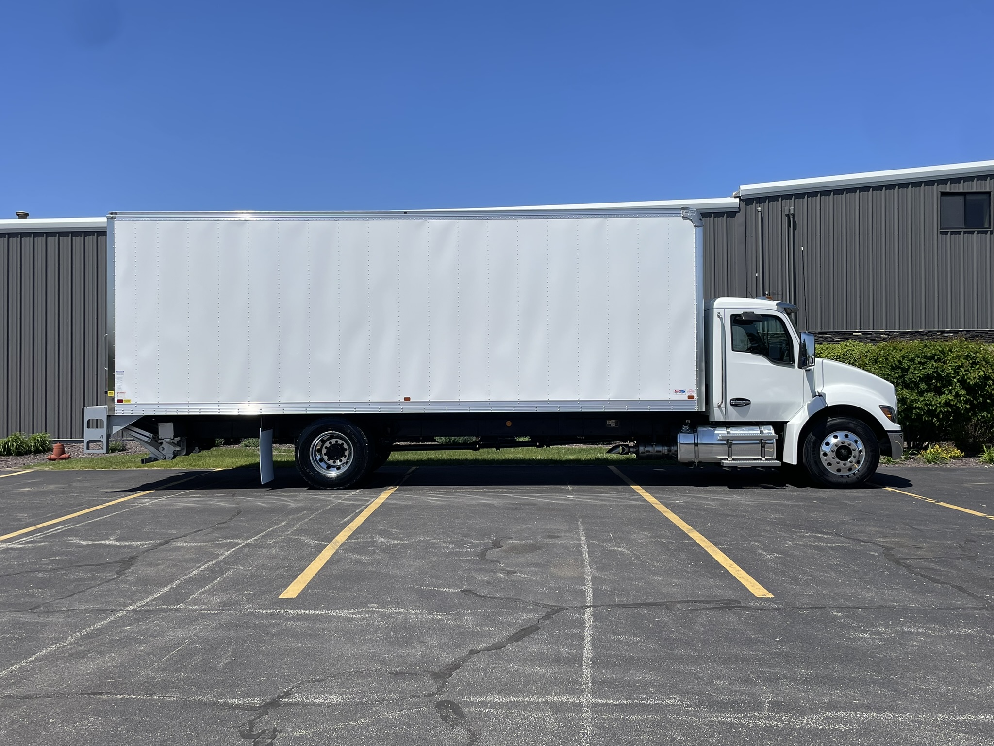 NEW 2027 KENWORTH T280 - image 4 of 6