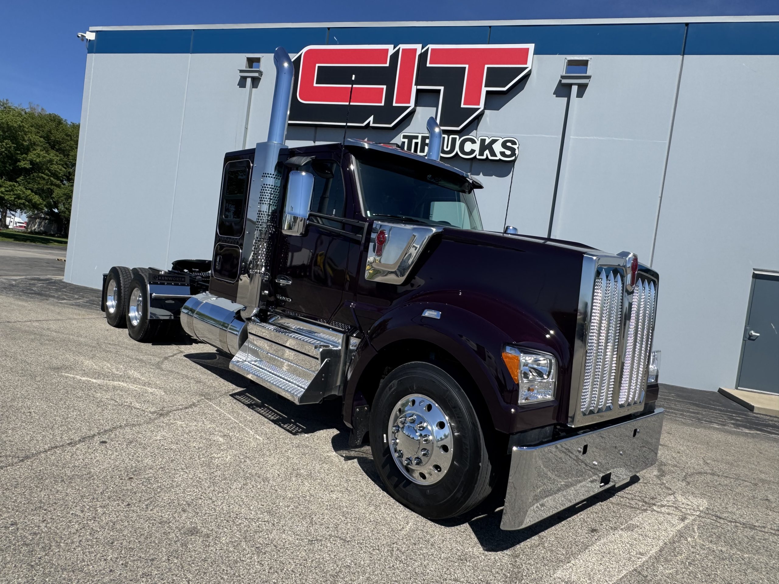 NEW 2027 KENWORTH W990 NEW 2027 KENWORTH W990 - image 3 of 6