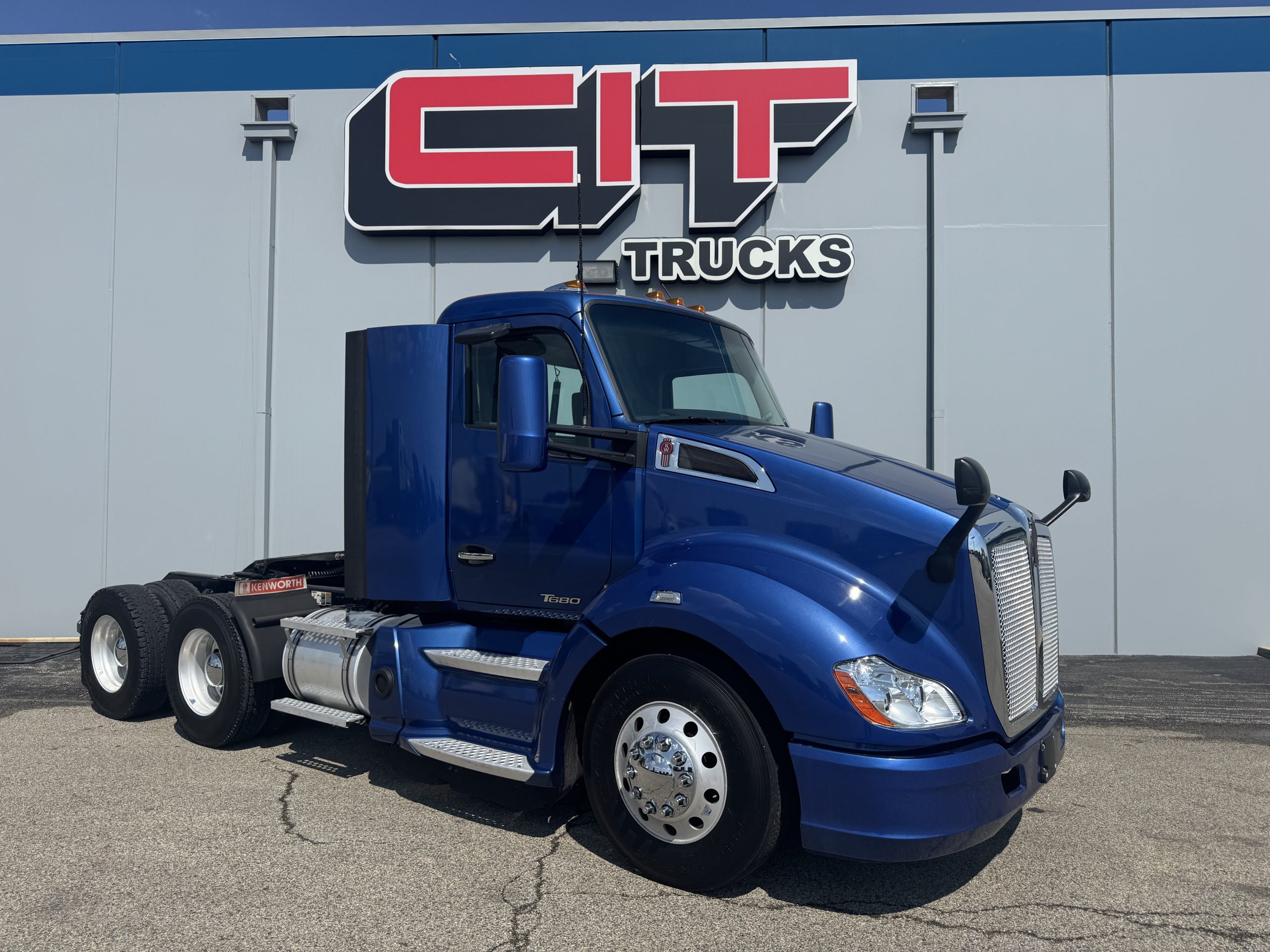 2021 KENWORTH T680 2021 KENWORTH T680 - image 5 of 6