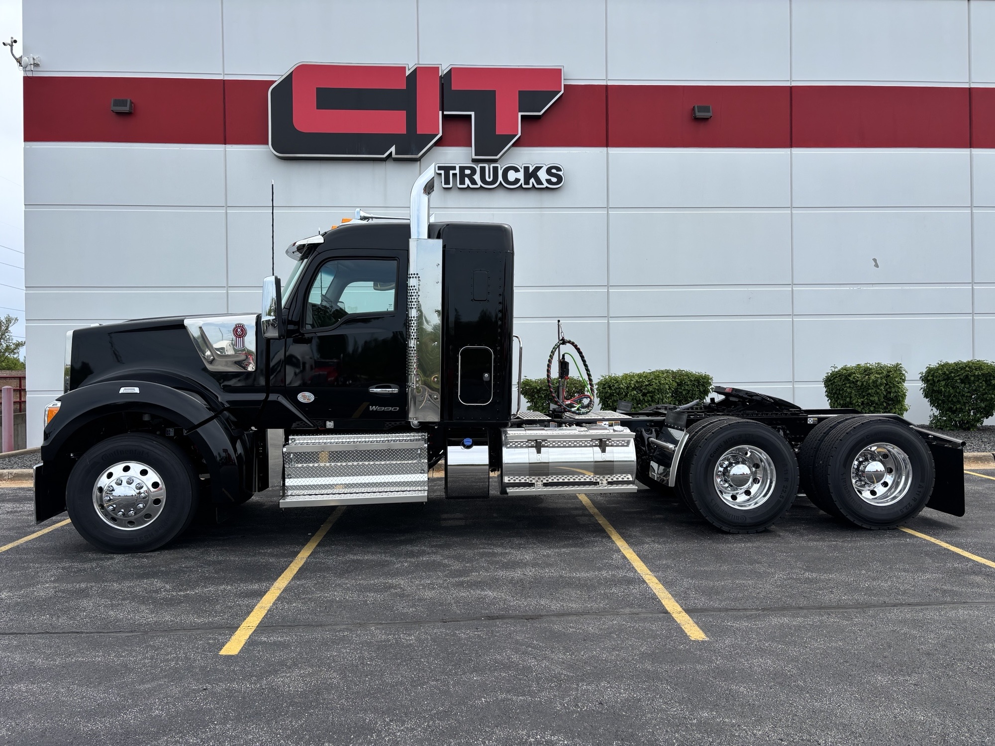 NEW 2027 KENWORTH W990 - image 5 of 6