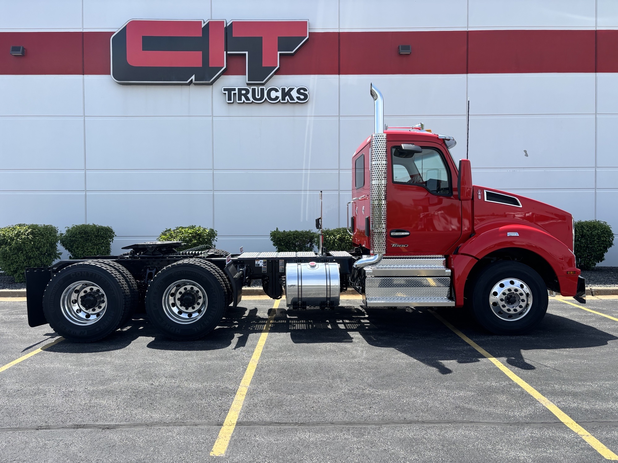 NEW 2027 KENWORTH T880 - image 6 of 6