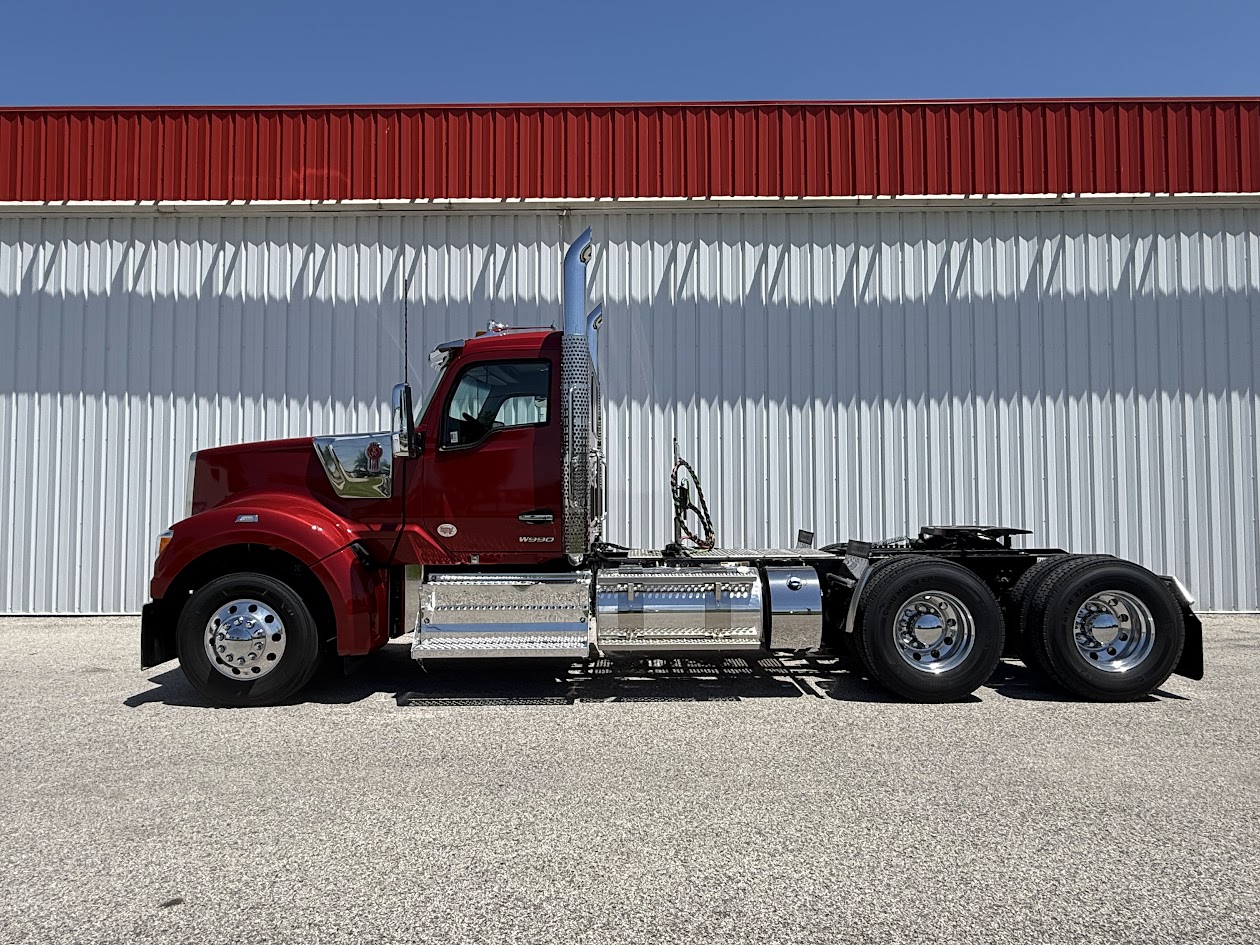 2027 KENWORTH W990 - image 6 of 6