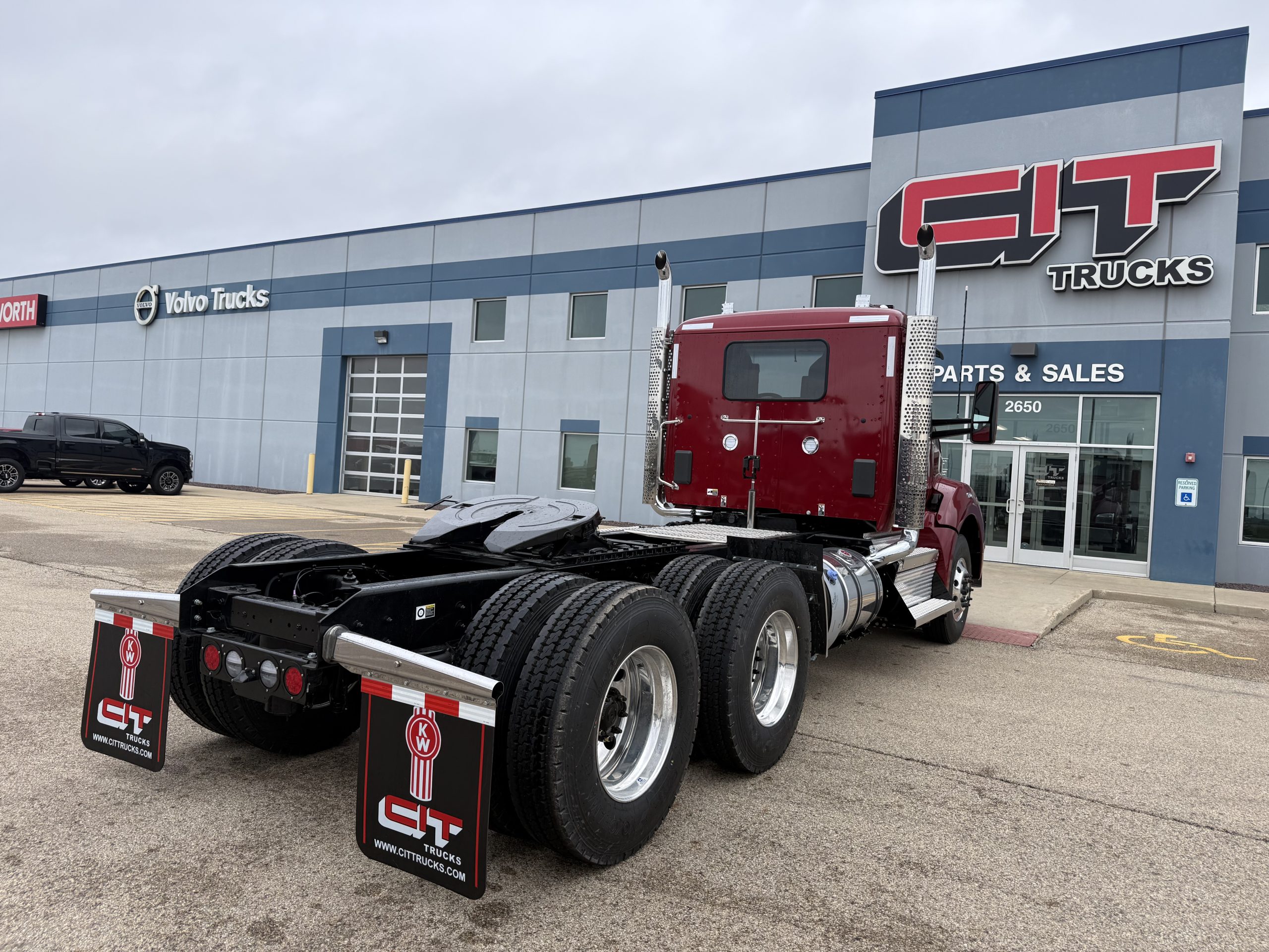 NEW 2027 KENWORTH T880 - image 5 of 6