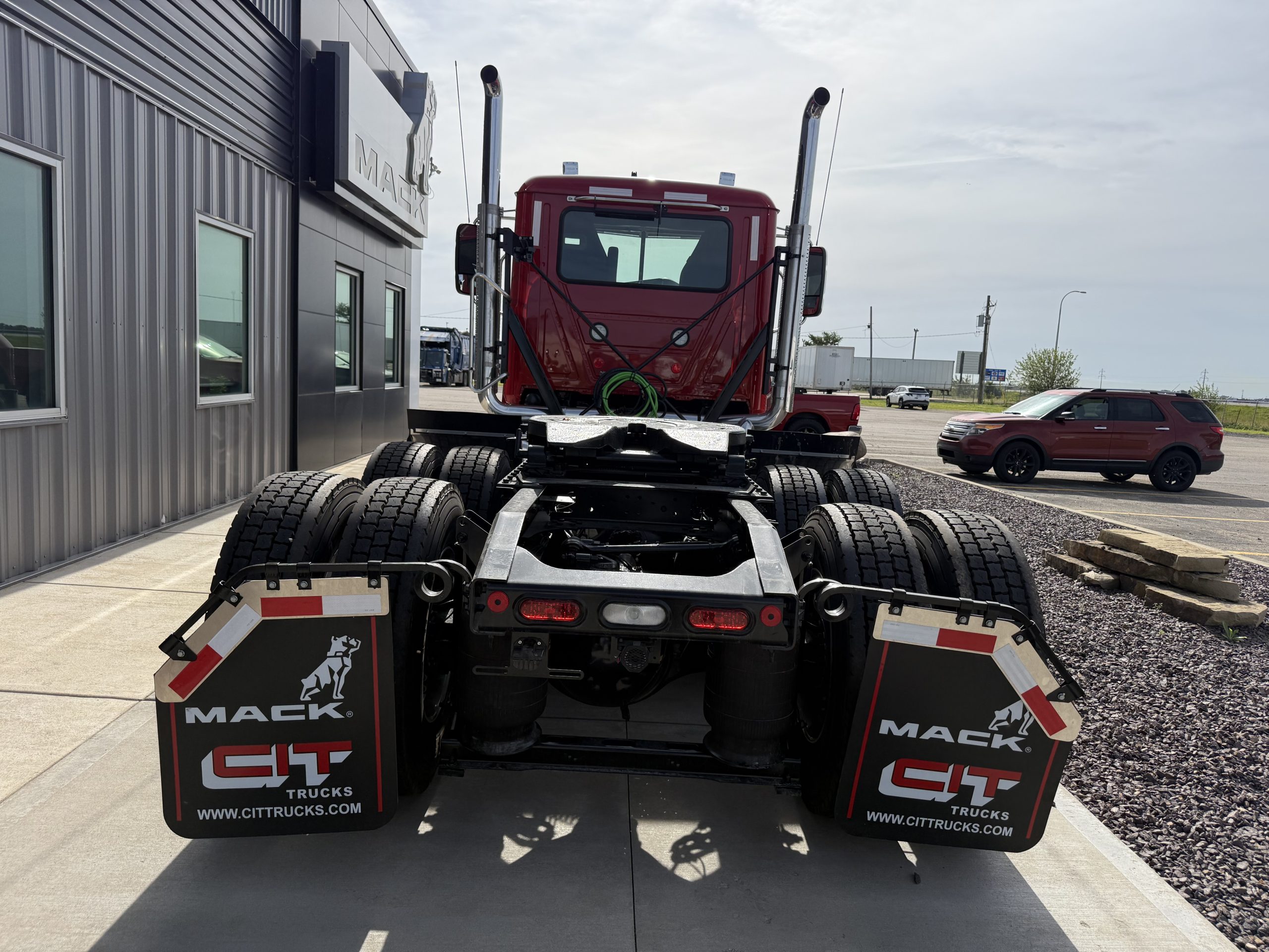 NEW 2027 MACK PINNACLE - image 6 of 6
