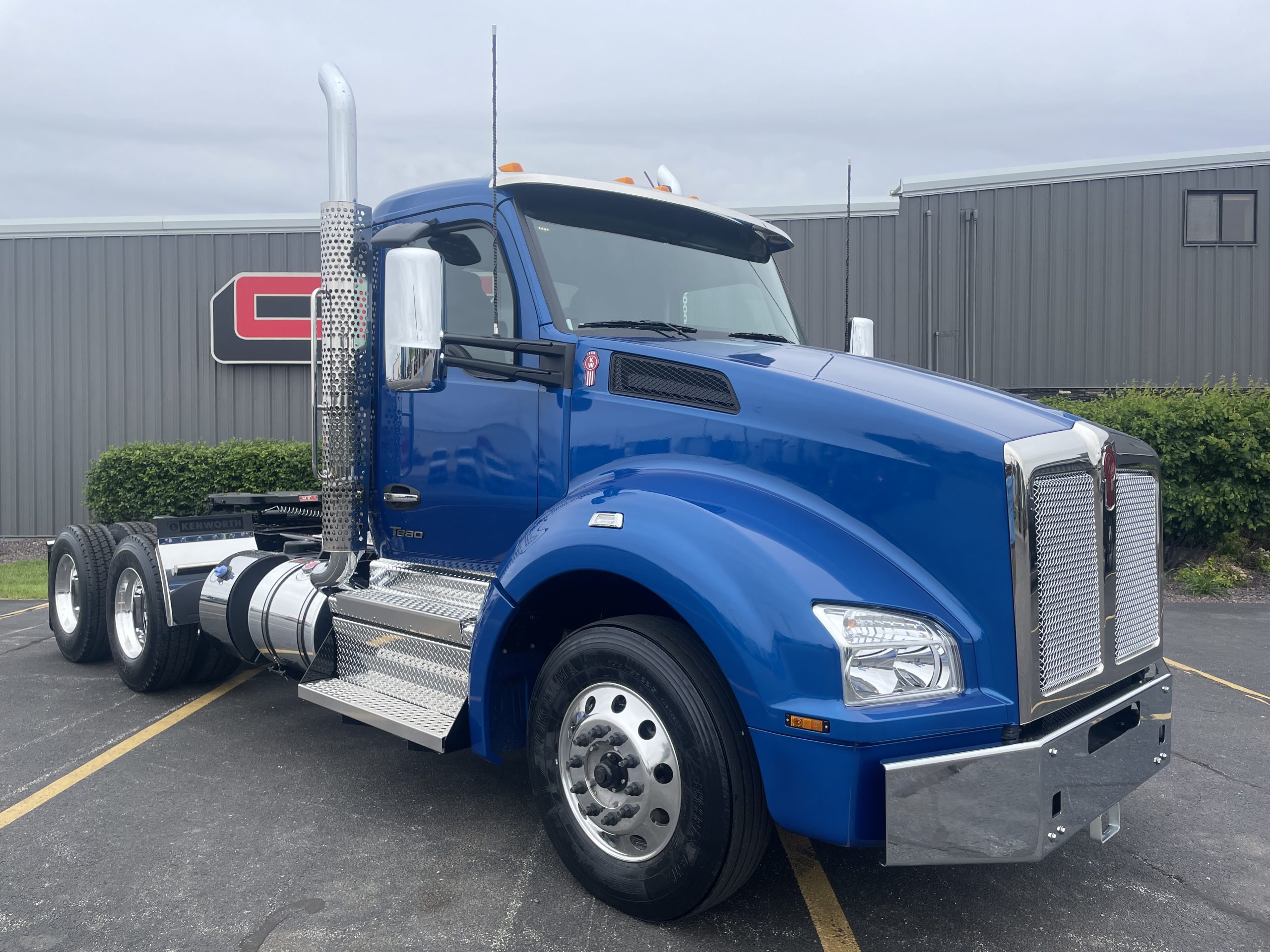 NEW 2027 KENWORTH T880 NEW 2027 KENWORTH T880 - image 3 of 6