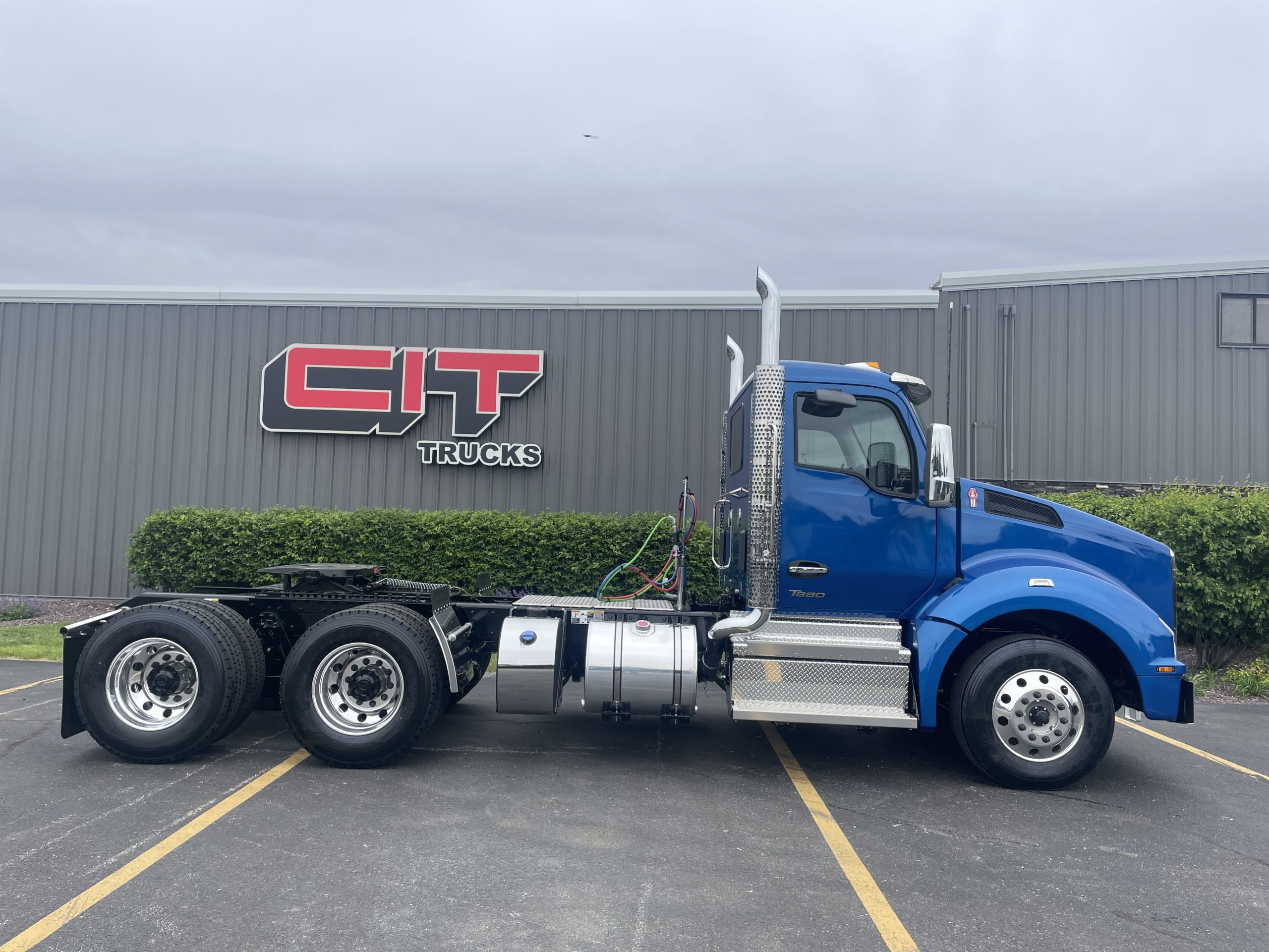NEW 2027 KENWORTH T880 NEW 2027 KENWORTH T880 - image 5 of 6