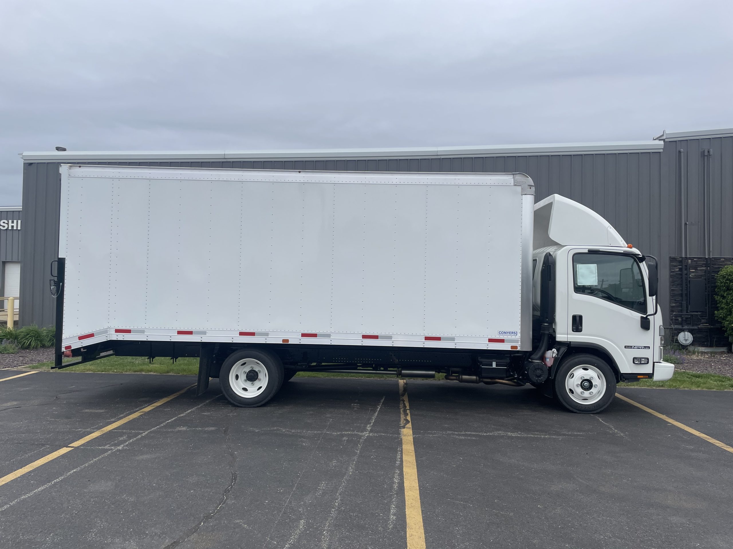 NEW 2026 ISUZU NPR GAS HD - image 4 of 6