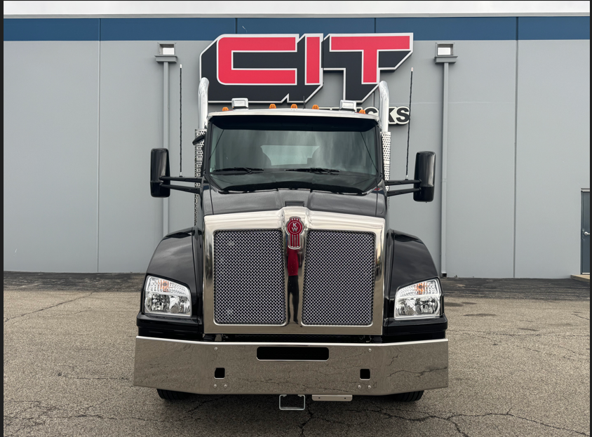 NEW 2027 Kenworth T880 - image 5 of 6