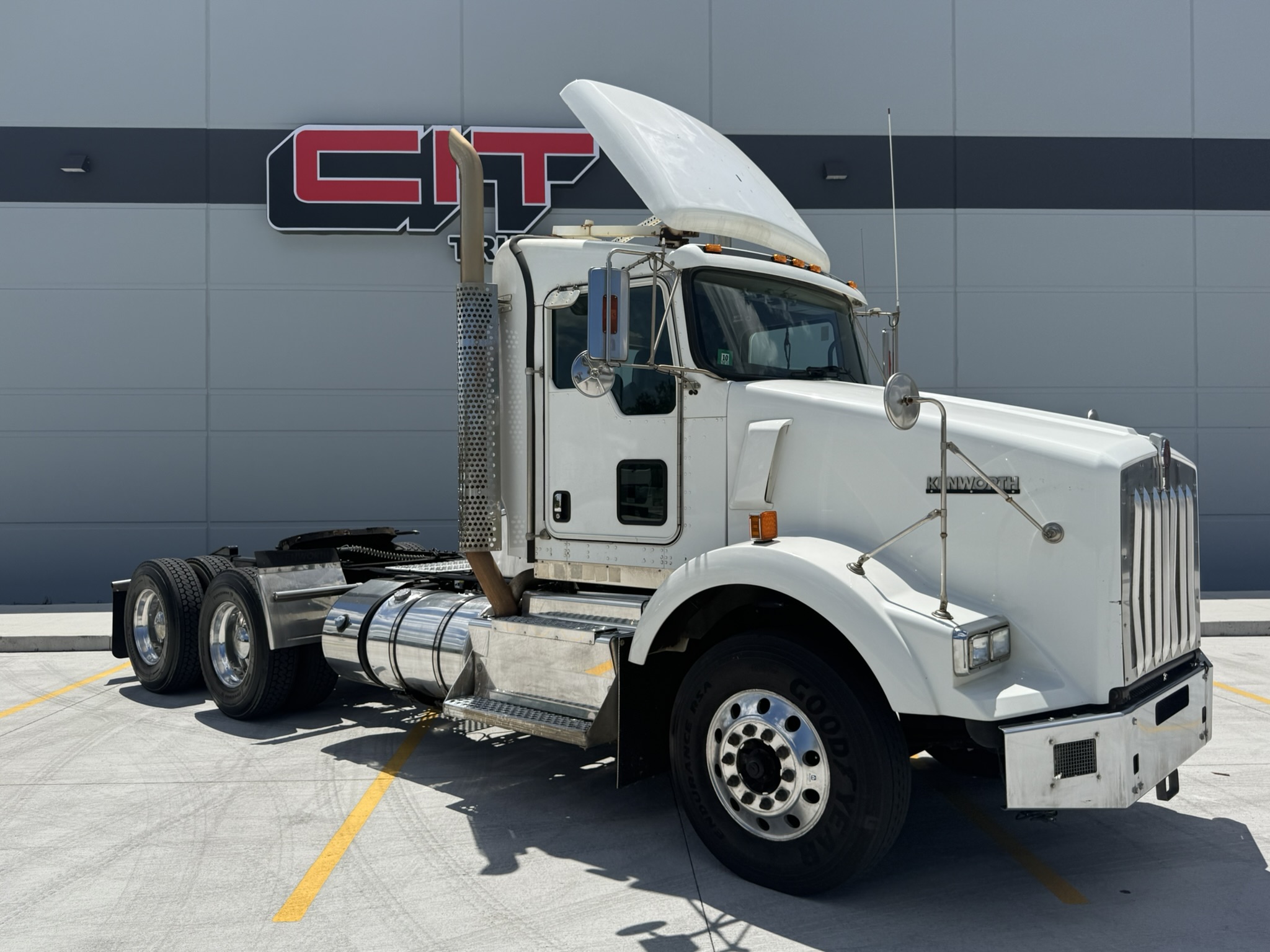 2017 Kenworth T800 in Burns Harbor- IN, IN — photo 5