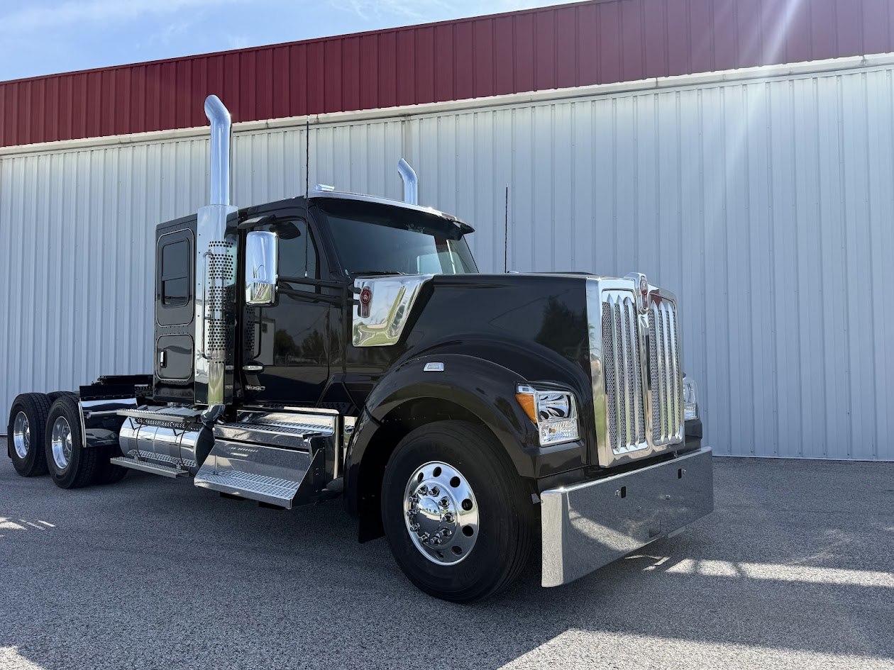 NEW 2027 KENWORTH W990 NEW 2027 KENWORTH W990 - image 3 of 6