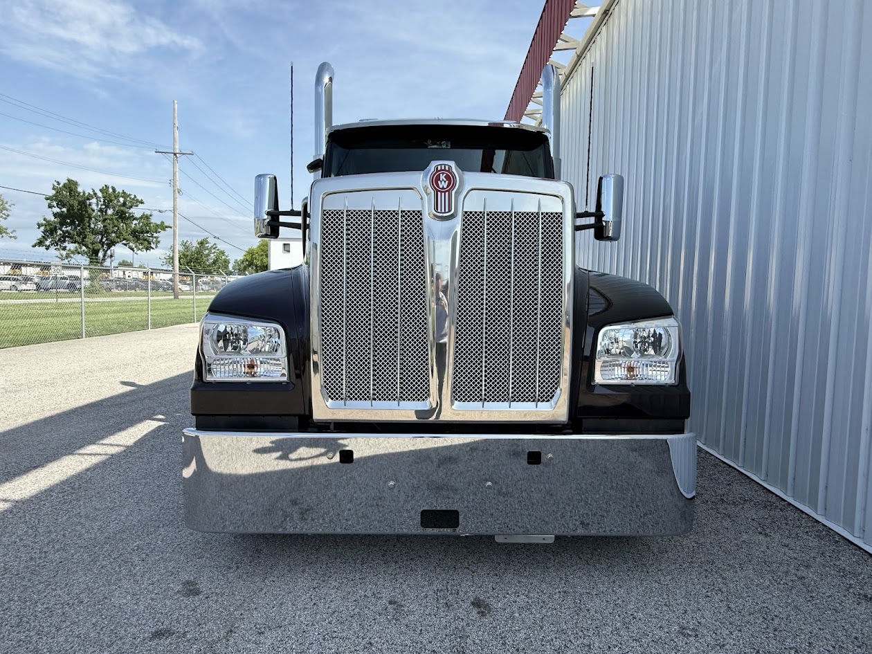 NEW 2027 KENWORTH W990 NEW 2027 KENWORTH W990 - image 2 of 6