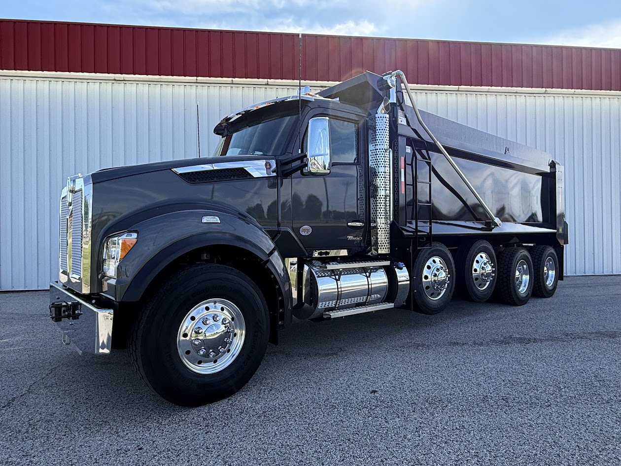 2027 Kenworth T880